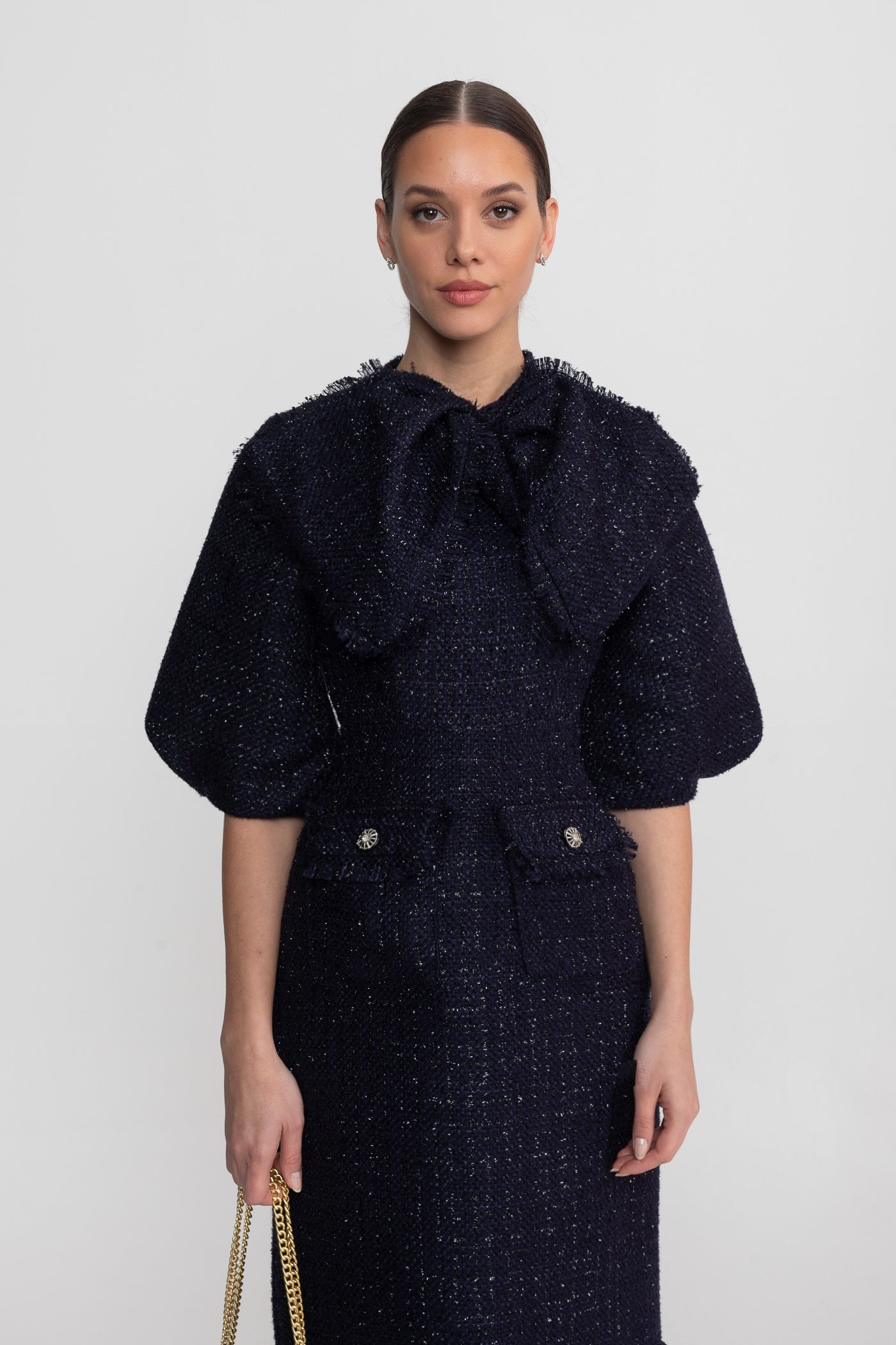 Tweed-Midikleid mit übergroßem Schleifenkragen – Navy