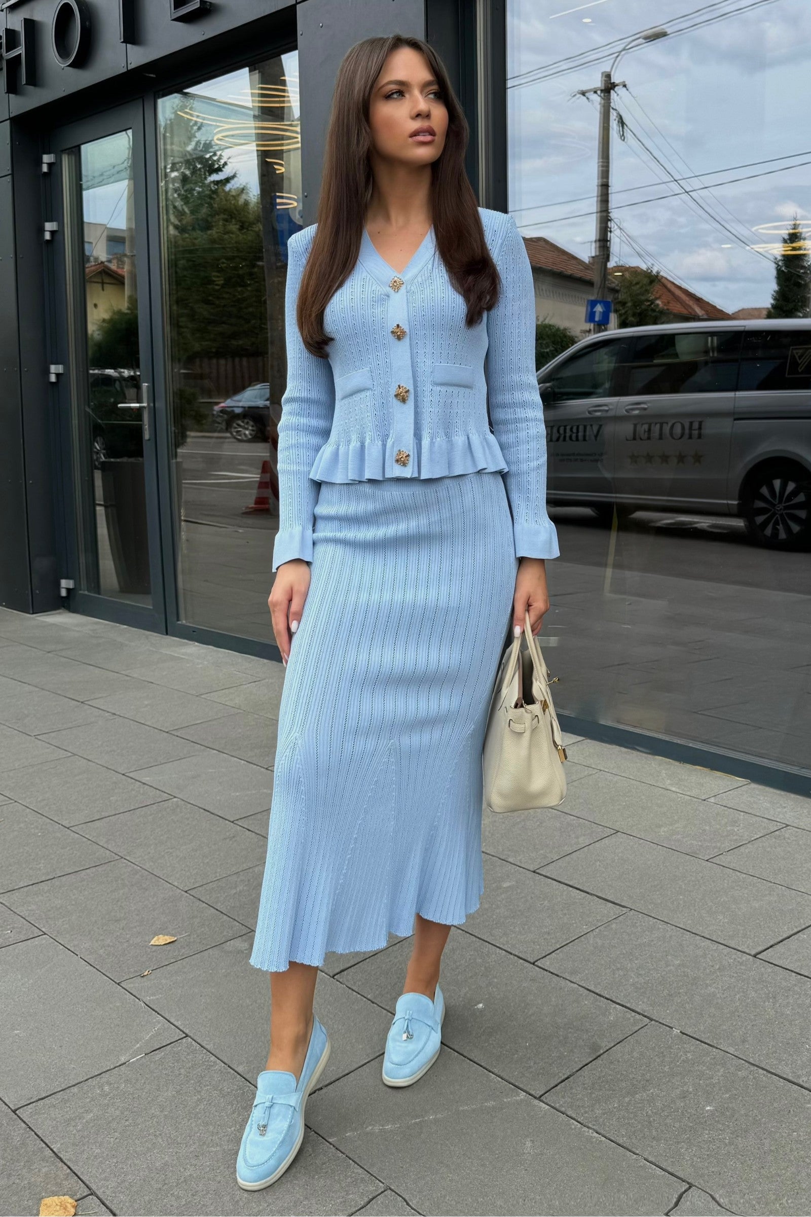 Rüschenjacke & ausgestellter Rock Strick-Set - Baby Blue