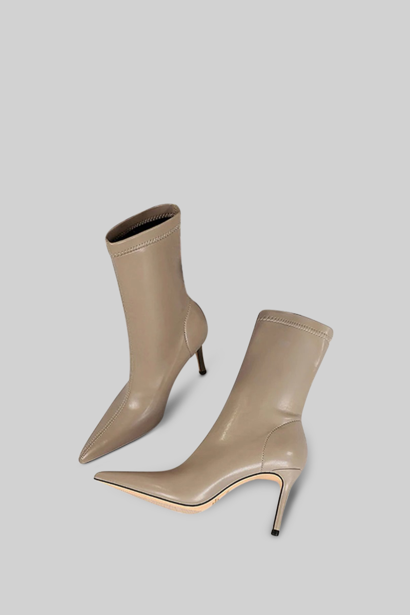 Knöchelhohe Stiletto-Stiefel - Beige