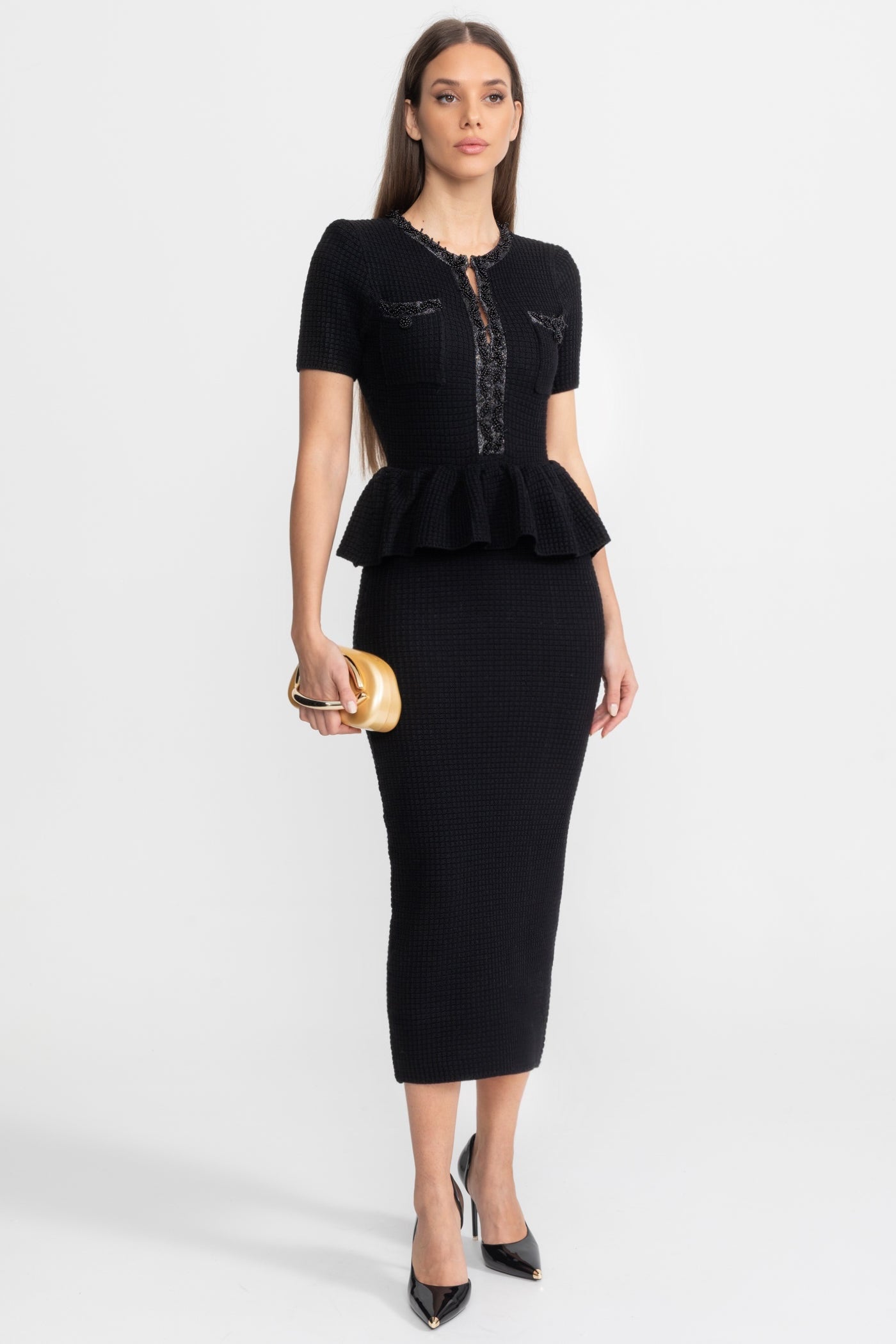 Strukturiertes Strick-Midikleid mit Peplum-Taillendetail – Schwarz