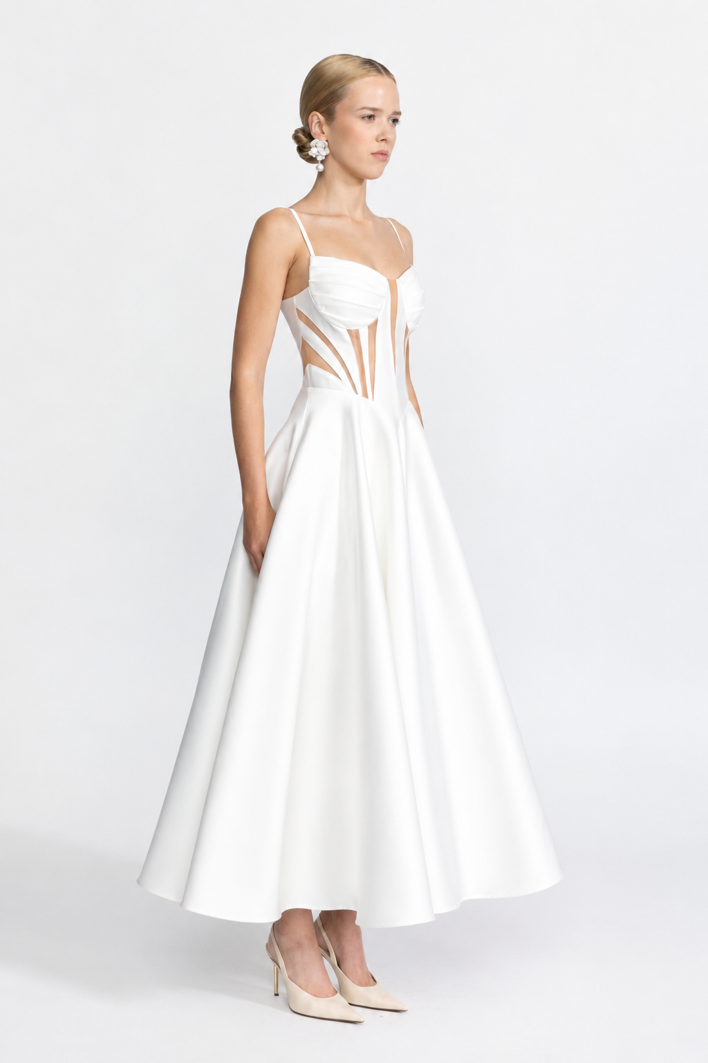 Midi-Korsettkleid aus Satin mit transparenten Einsätzen – Weiß