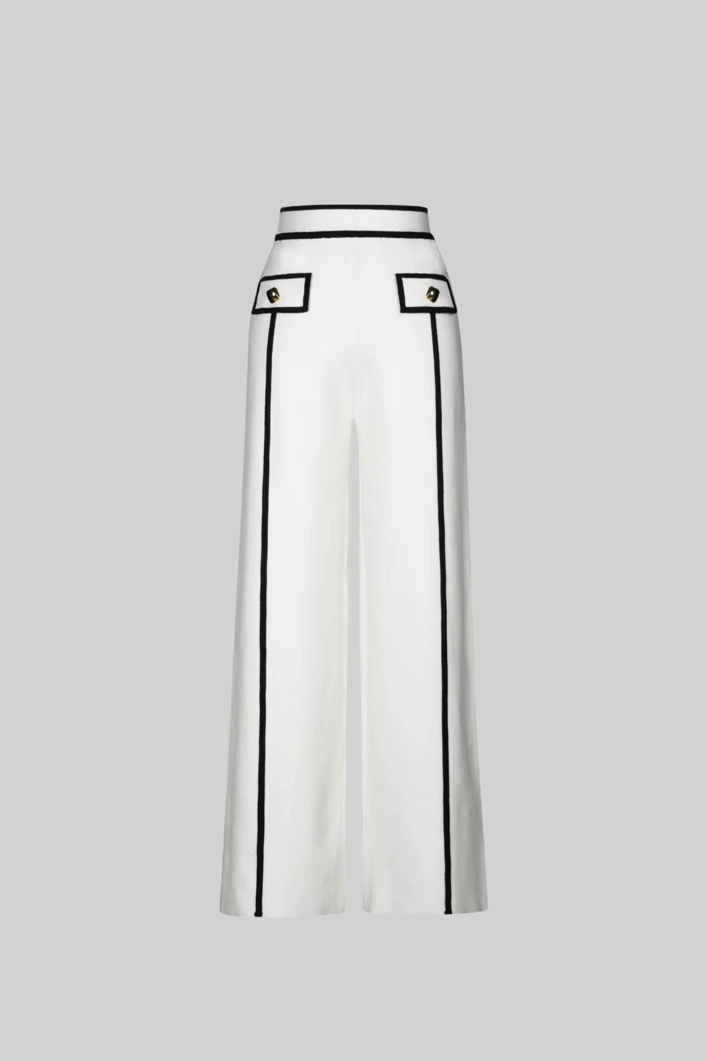 Maßgeschneidertes Ensemble mit kontrastierendem Besatz - Weiß