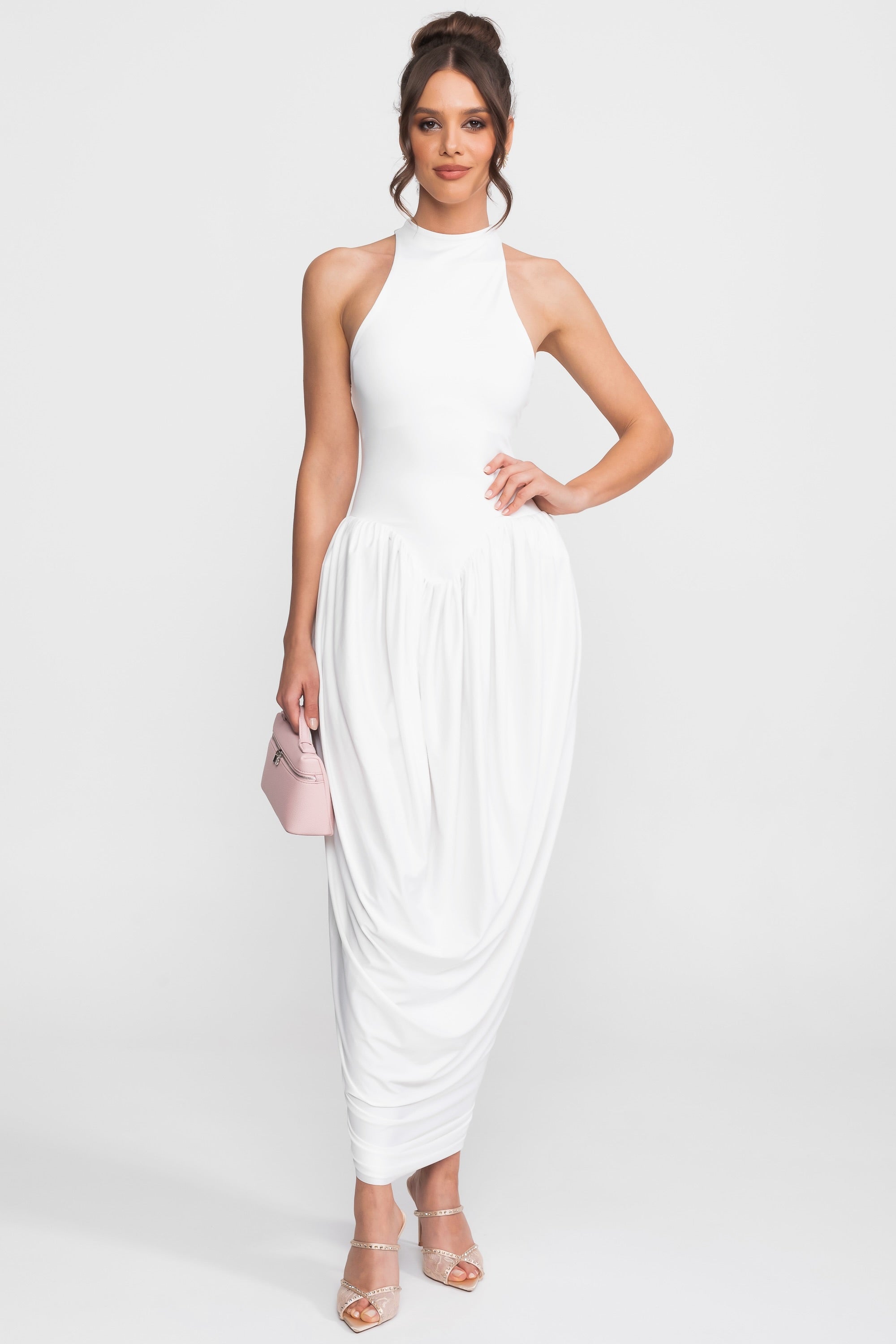 Halterneck-Maxikleid mit gerafftem Ballonrock - Weiß