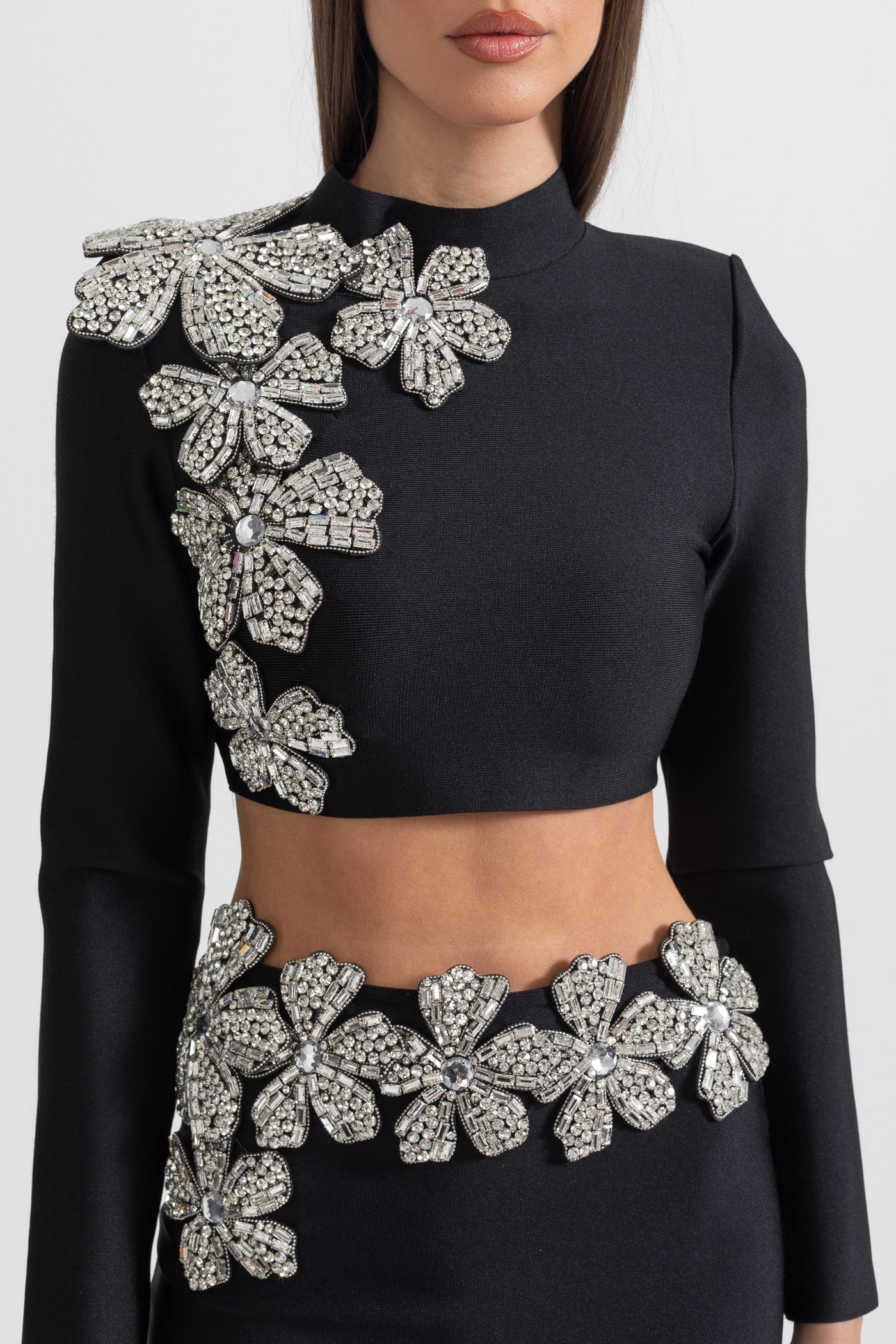 Diamantblumen-Akzent 2-teiliges Set mit langärmeligem Oberteil und Maxirock - Schwarz