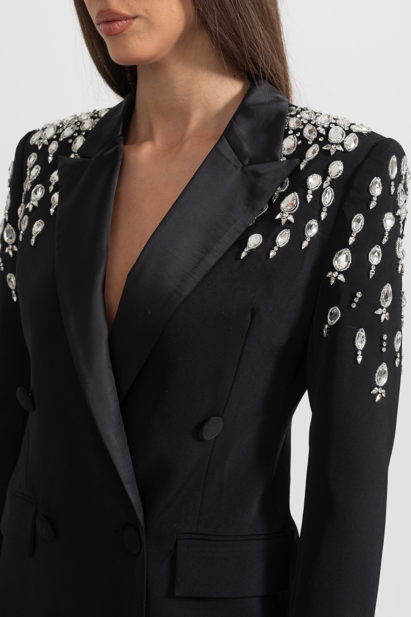 Eleganter Blazer mit diamantbesetzten Schultern – Schwarz