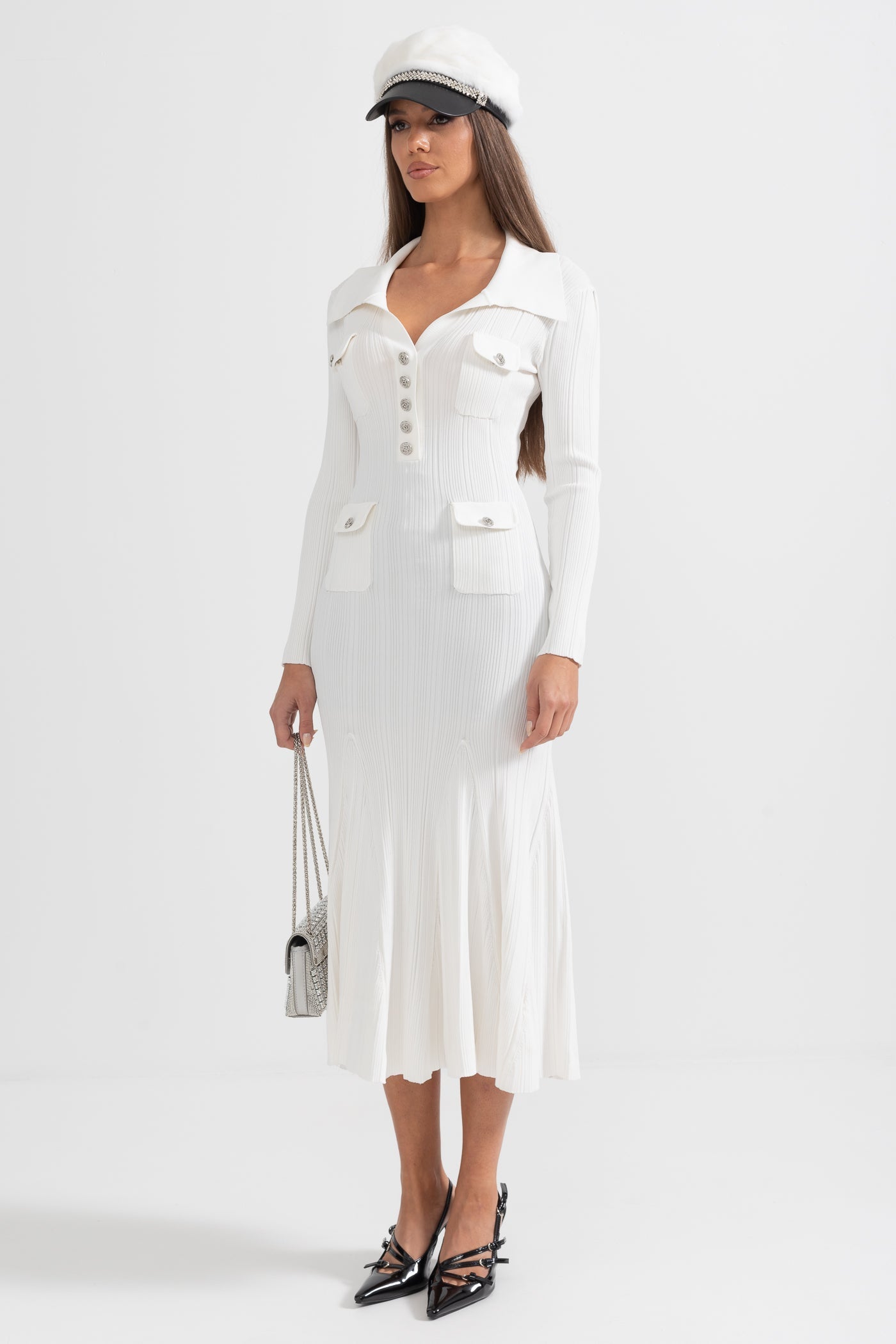 Elegantes, geripptes Kleid mit langen Ärmeln – Weiß