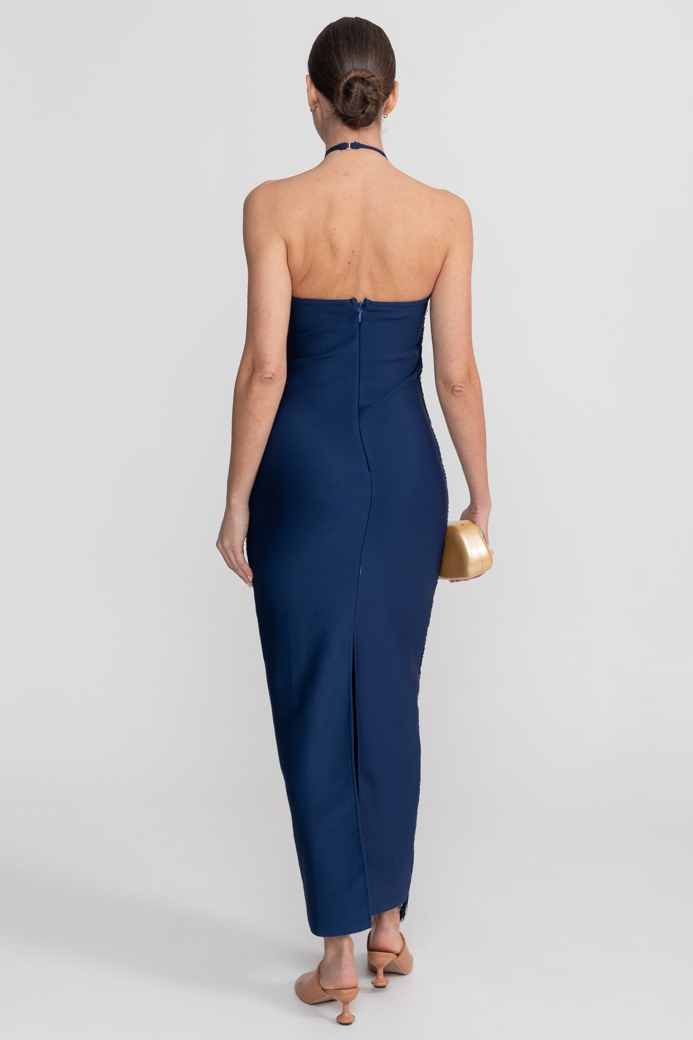 Midikleid mit Neckholder und durchgehend plissierter Textur – Blau