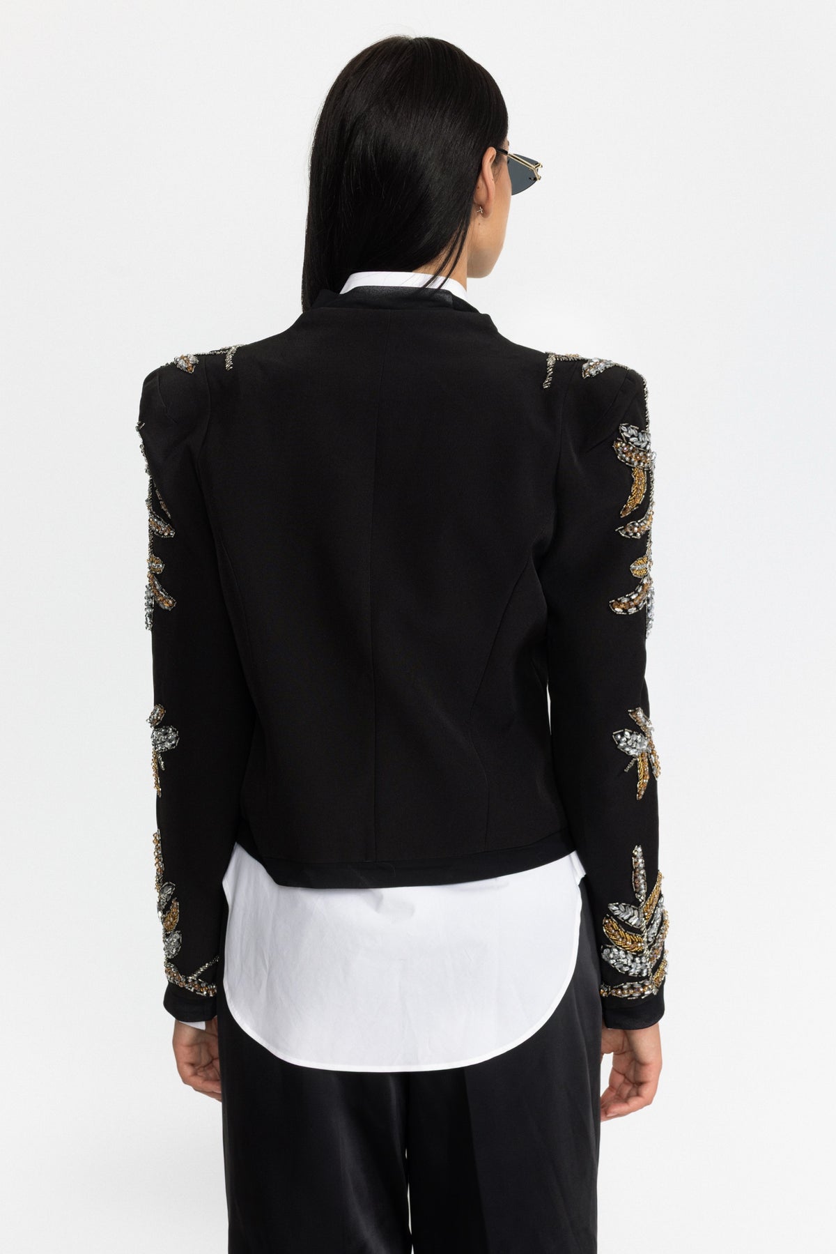 Embellished Laurel Cropped Blazer - Black