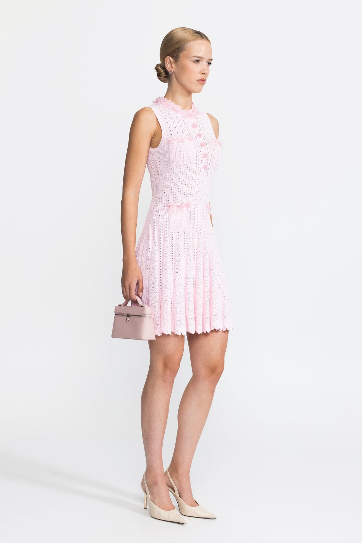 Mini-Kleid aus Pointelle-Strick mit Organza-Blütenbesatz – Pink
