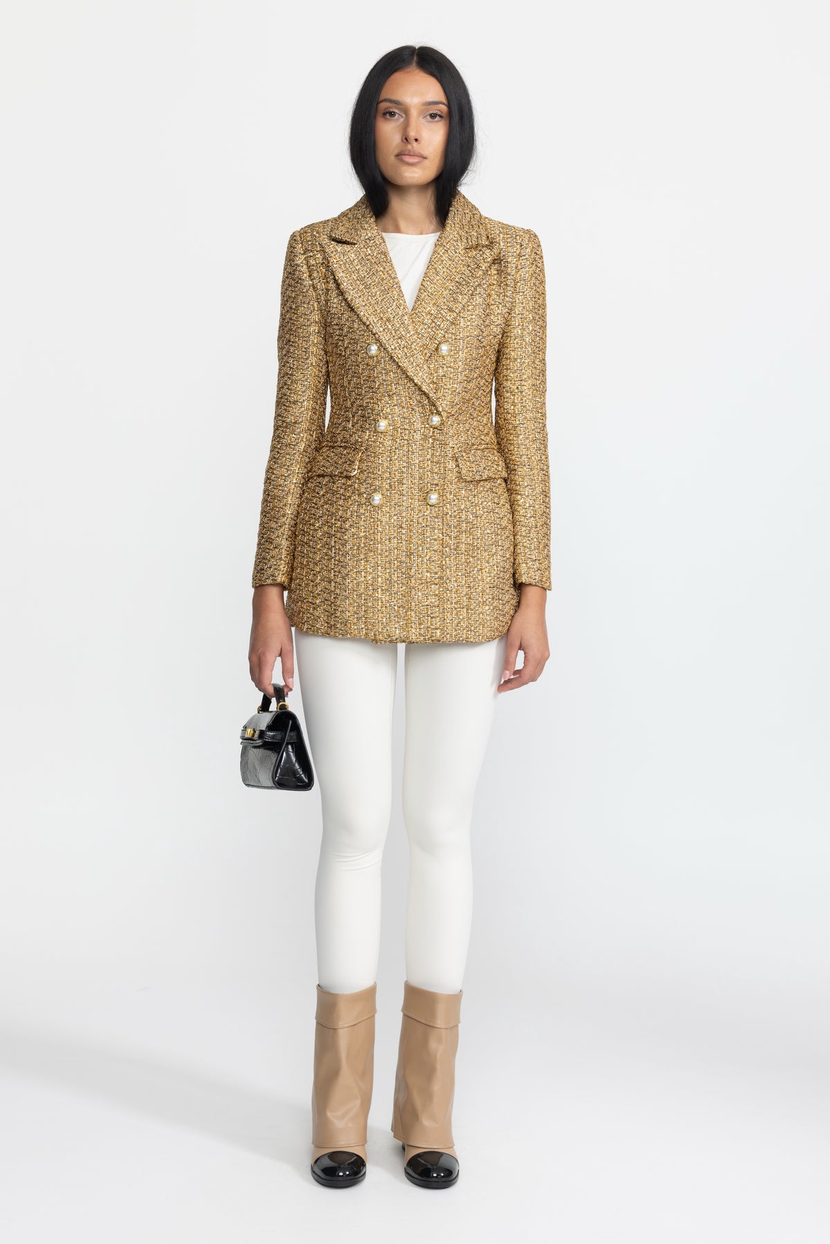 Doppelreihiger Blazer aus Metallic-Tweed mit Perlmuttknöpfen – Gold