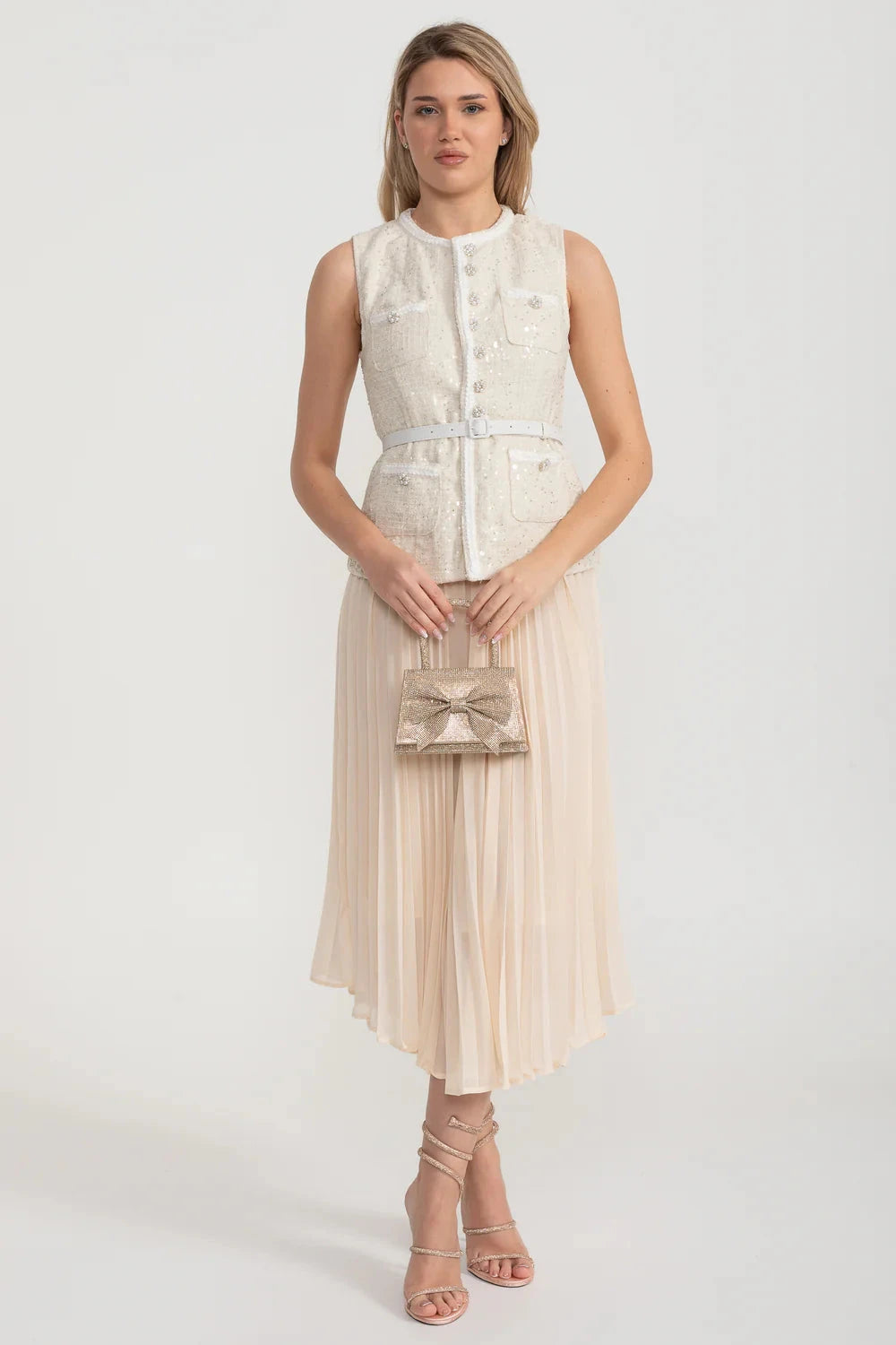 Strukturierter Co-Ord mit Fronttaschen und transparentem, plissiertem Rock - Ivoire
