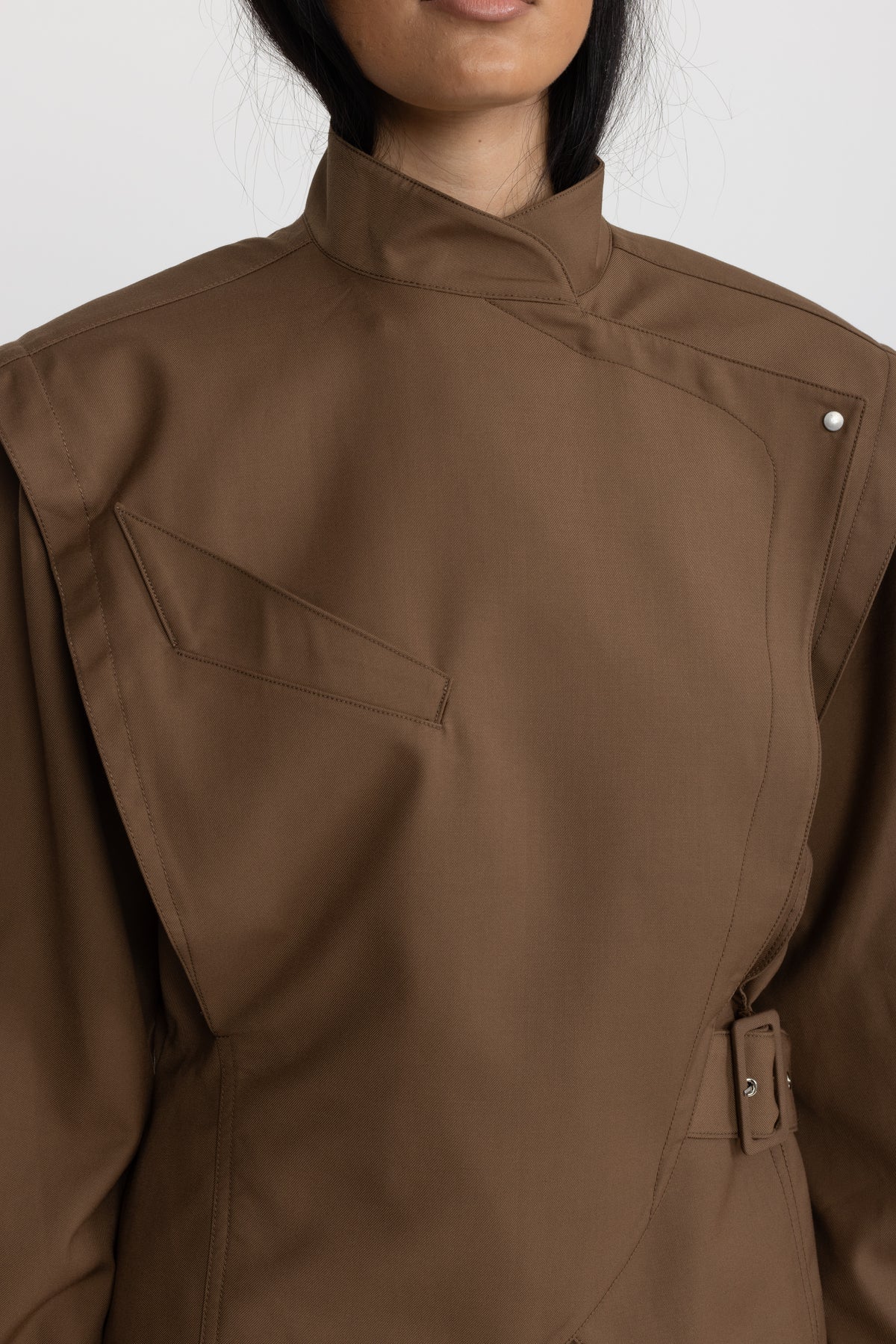 Wickeljacke mit strukturierten Ballonärmeln - Braun