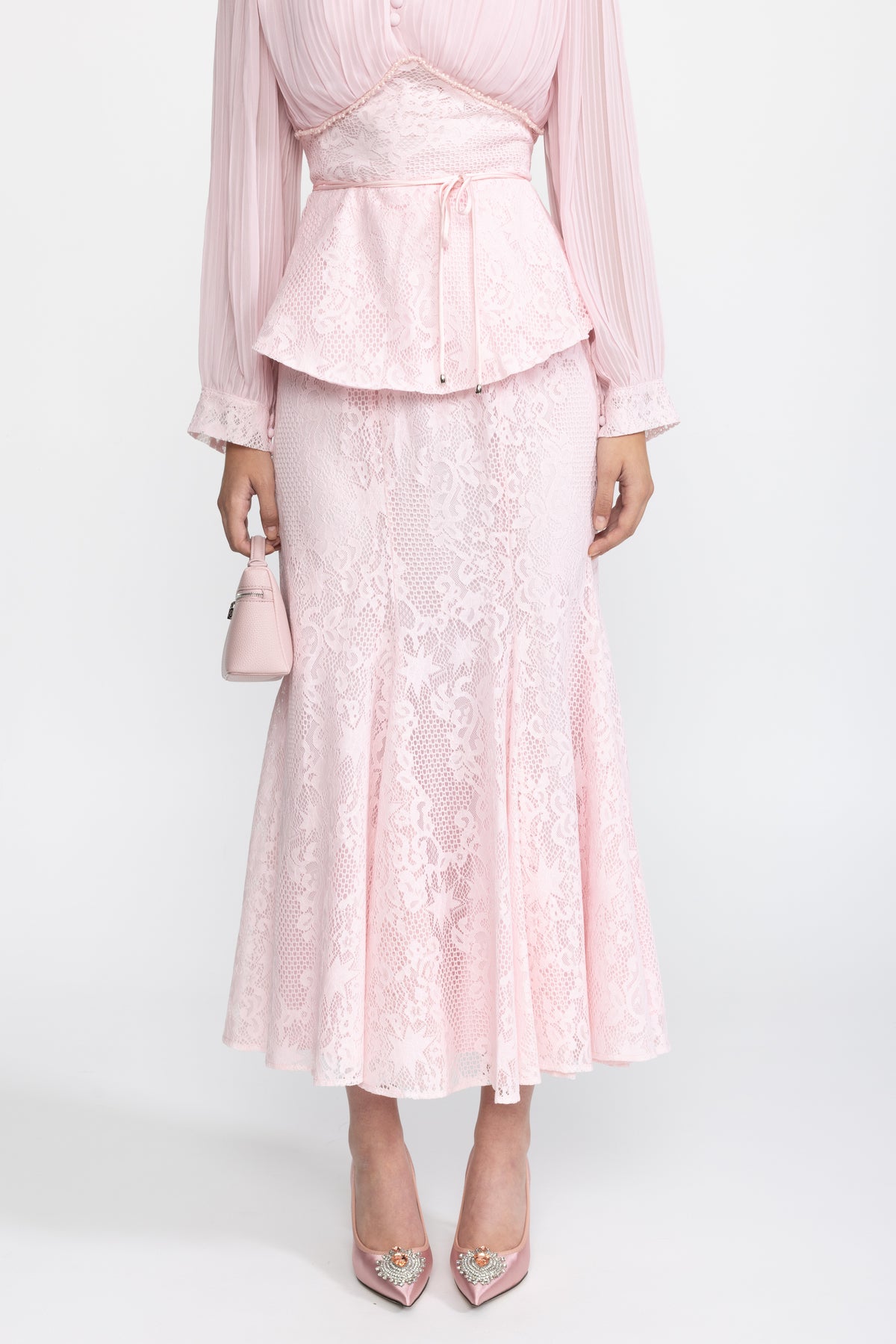 Plissierte Chiffonbluse und Meerjungfrauenrock aus Spitze im Co-ord-Set - Pink