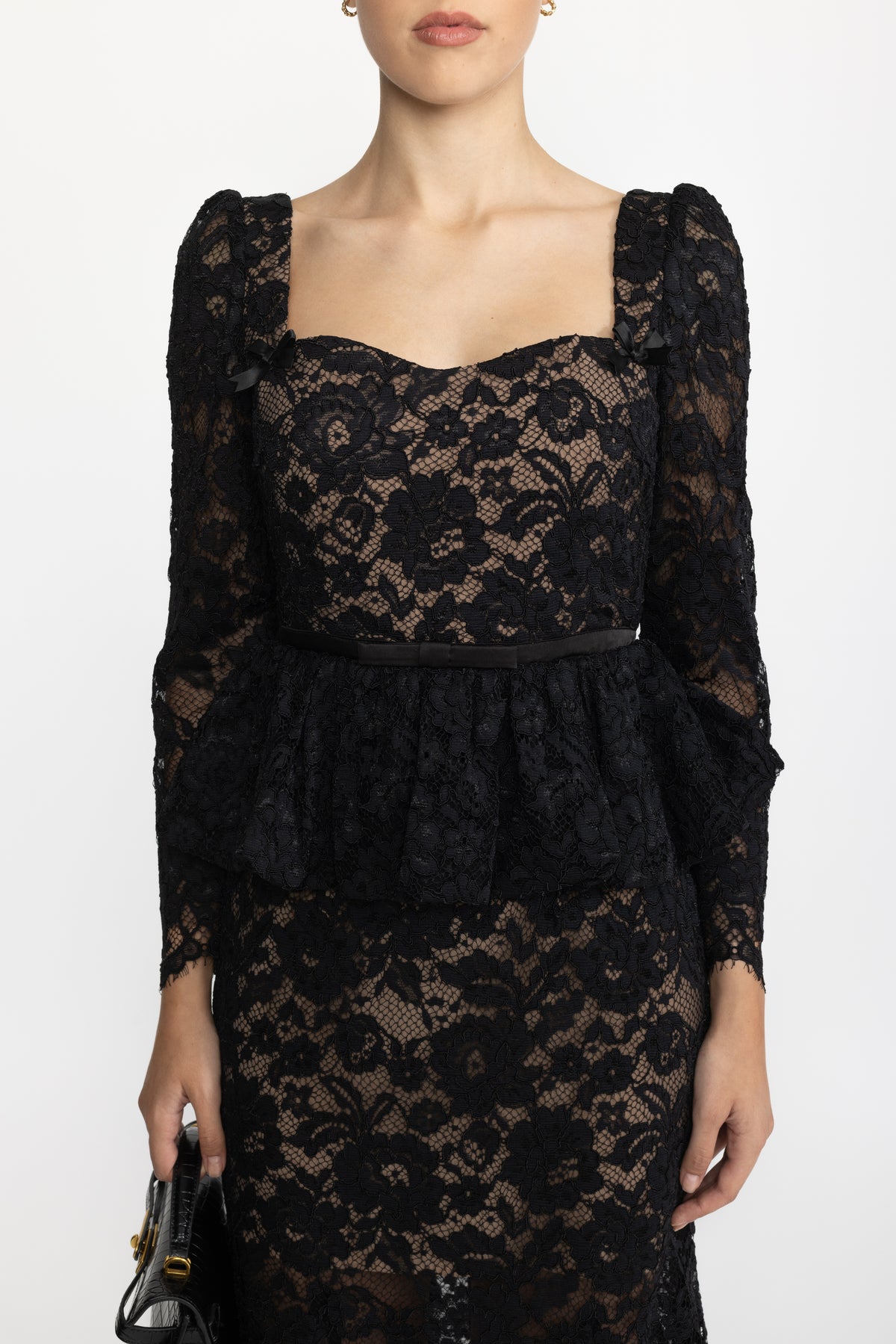 Peplum-Midikleid aus Spitze mit herzförmigem Ausschnitt und Puffärmeln - Schwarz