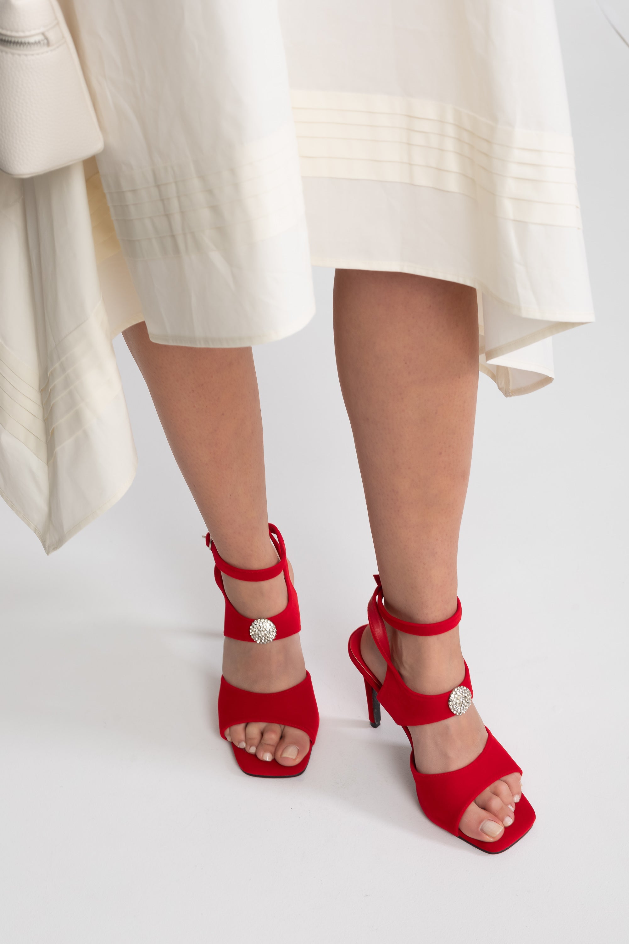 Wildleder High Heel Sandalen mit kristallverziertem Detail - Rot