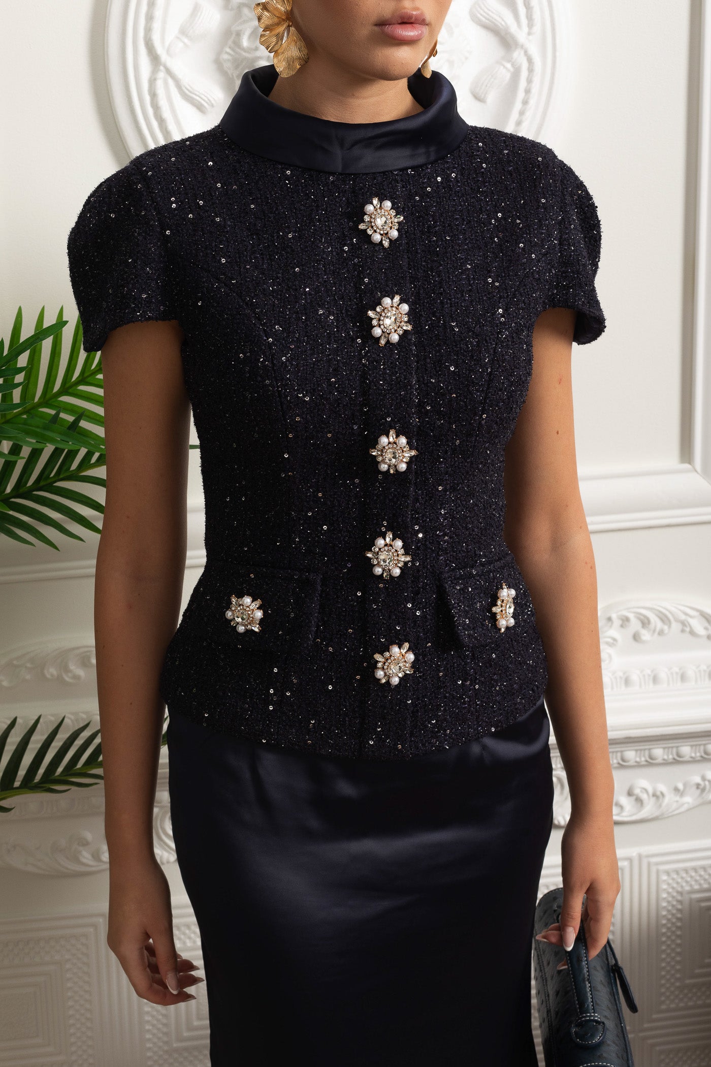 Co-Ord Set mit Tweed-verziertem Oberteil und Satin-Maxirock – Navy