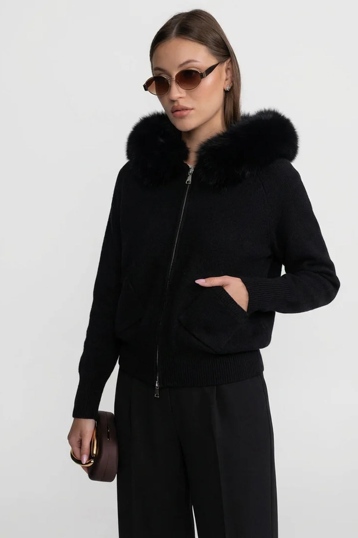 Kapuzensweatshirt aus Wolle mit Fuchspelzkragen – Schwarz