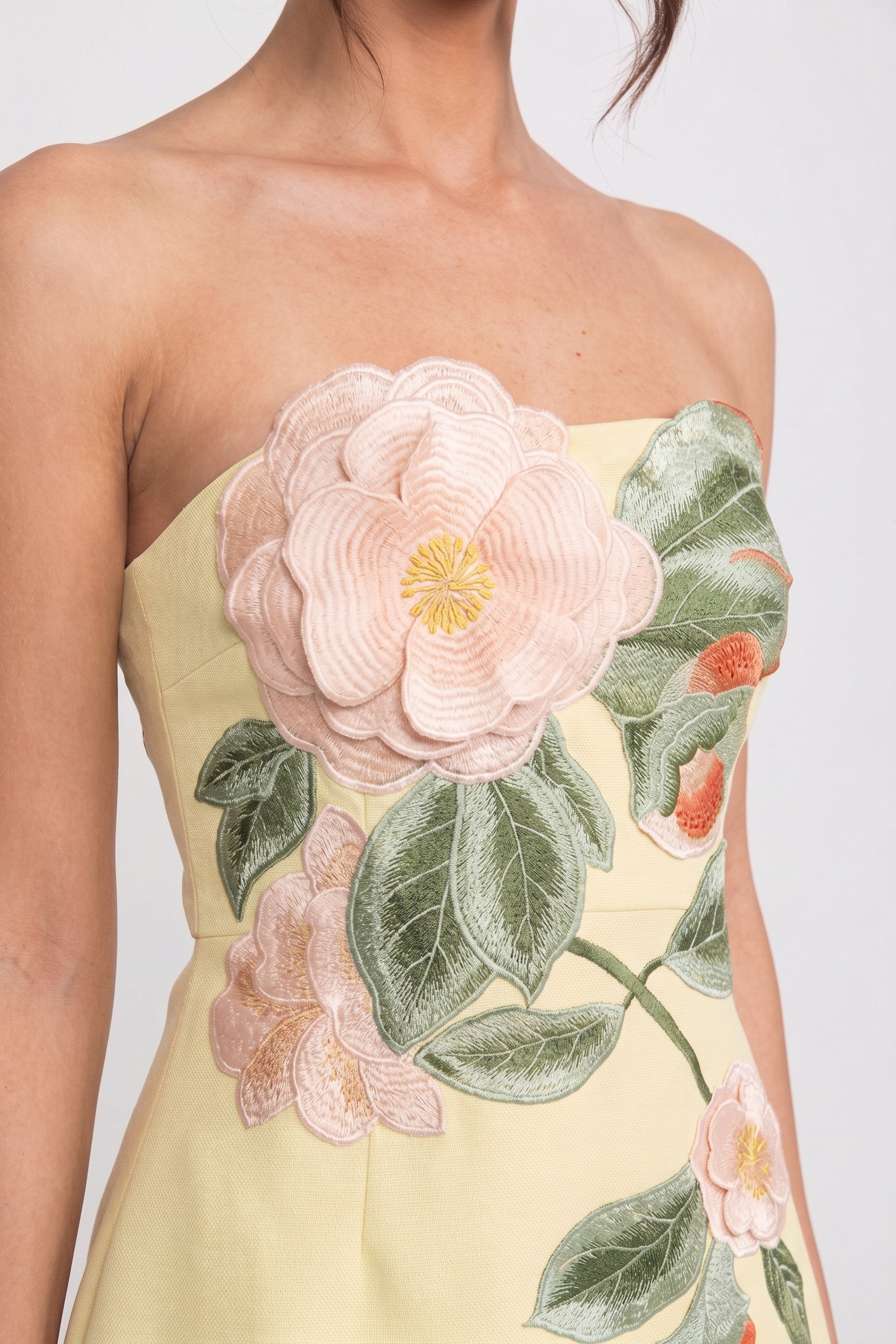 Ärmelloses Mini-Kleid mit 3D-Camellia-Blütenapplikation - Gelb