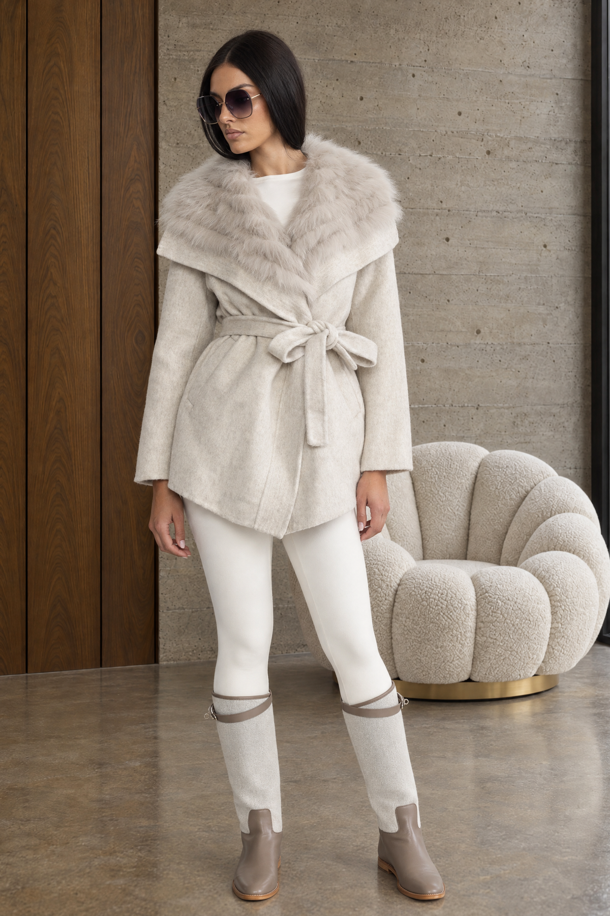Wool Coat with Oversized Fur Collar And Belt - Light Grey
