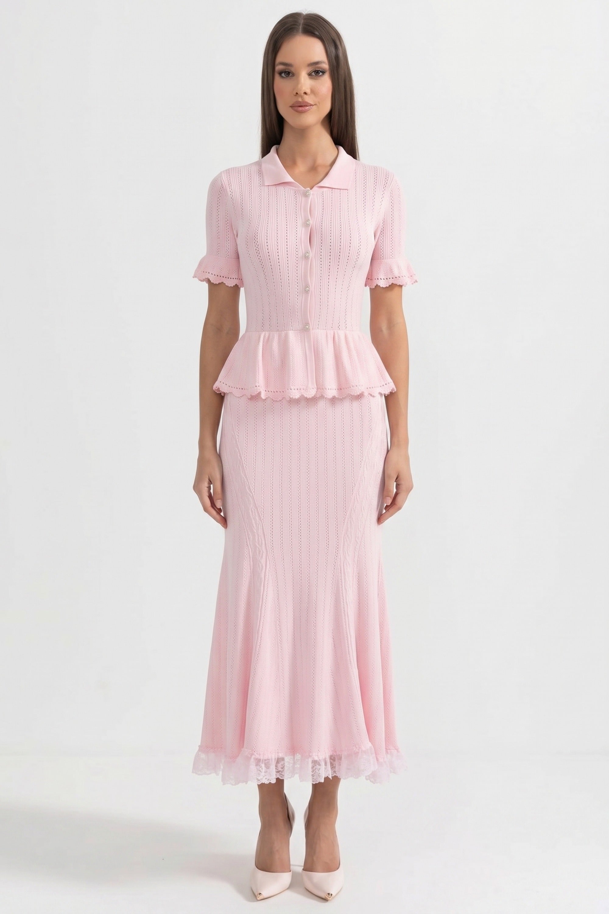 Strick-Maxikleid mit Peter-Pan-Kragen und Peplum mit Spitzensaum - Pink