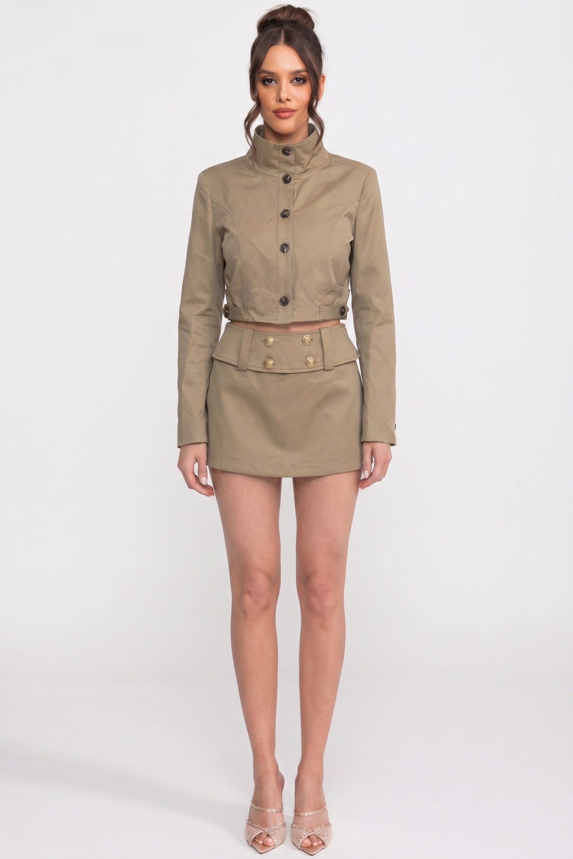 Doppelreihiges, verkürztes Jacken- und Minirock-Co-Ord-Set – Khaki