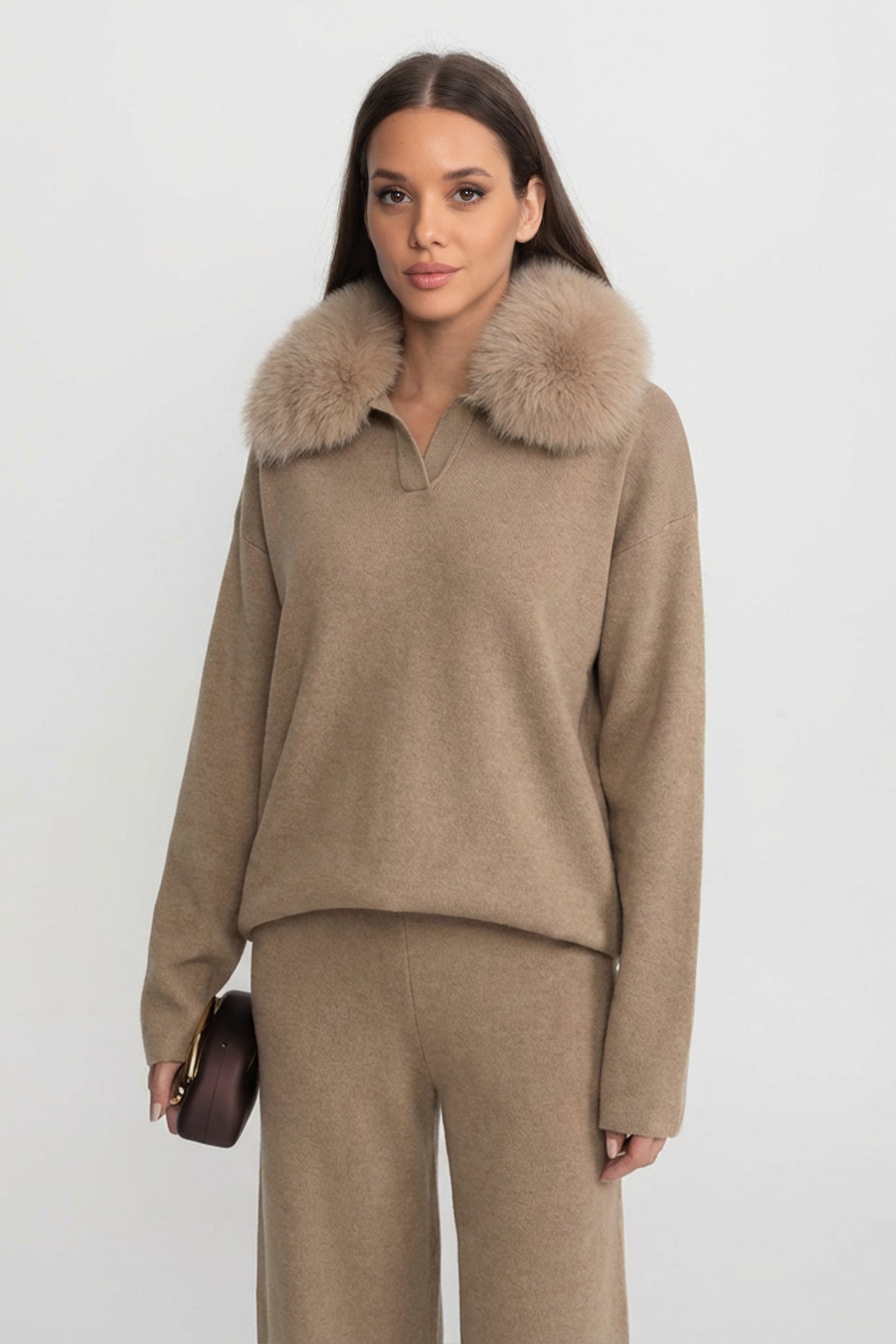 Strick-Lounge-Co-Ord-Set mit Fuchspelzkragen – Khaki