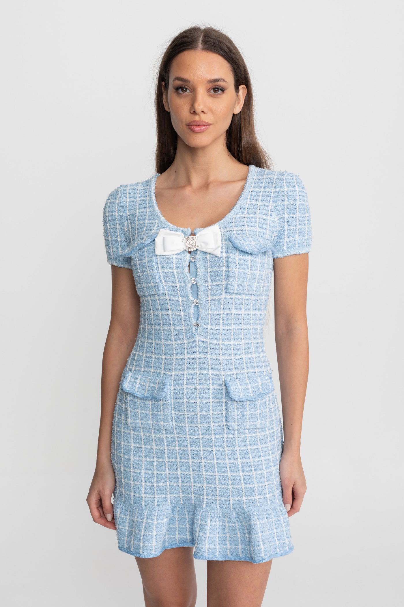 Texturiertes Tweed-Minikleid mit Schleifendetail – baby blue