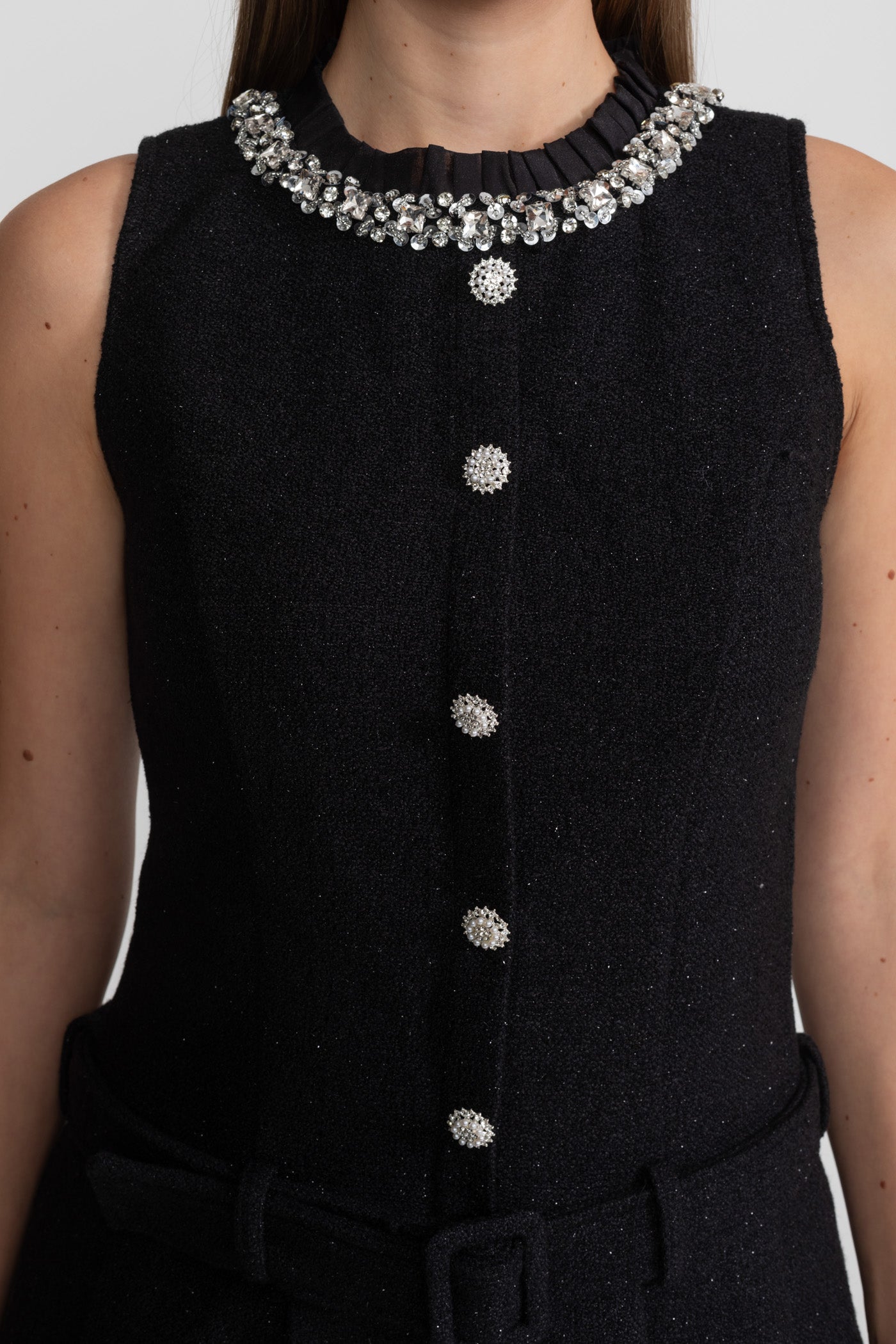 Minikleid aus Tweed mit Kristallverzierung und Gürtel – Schwarz