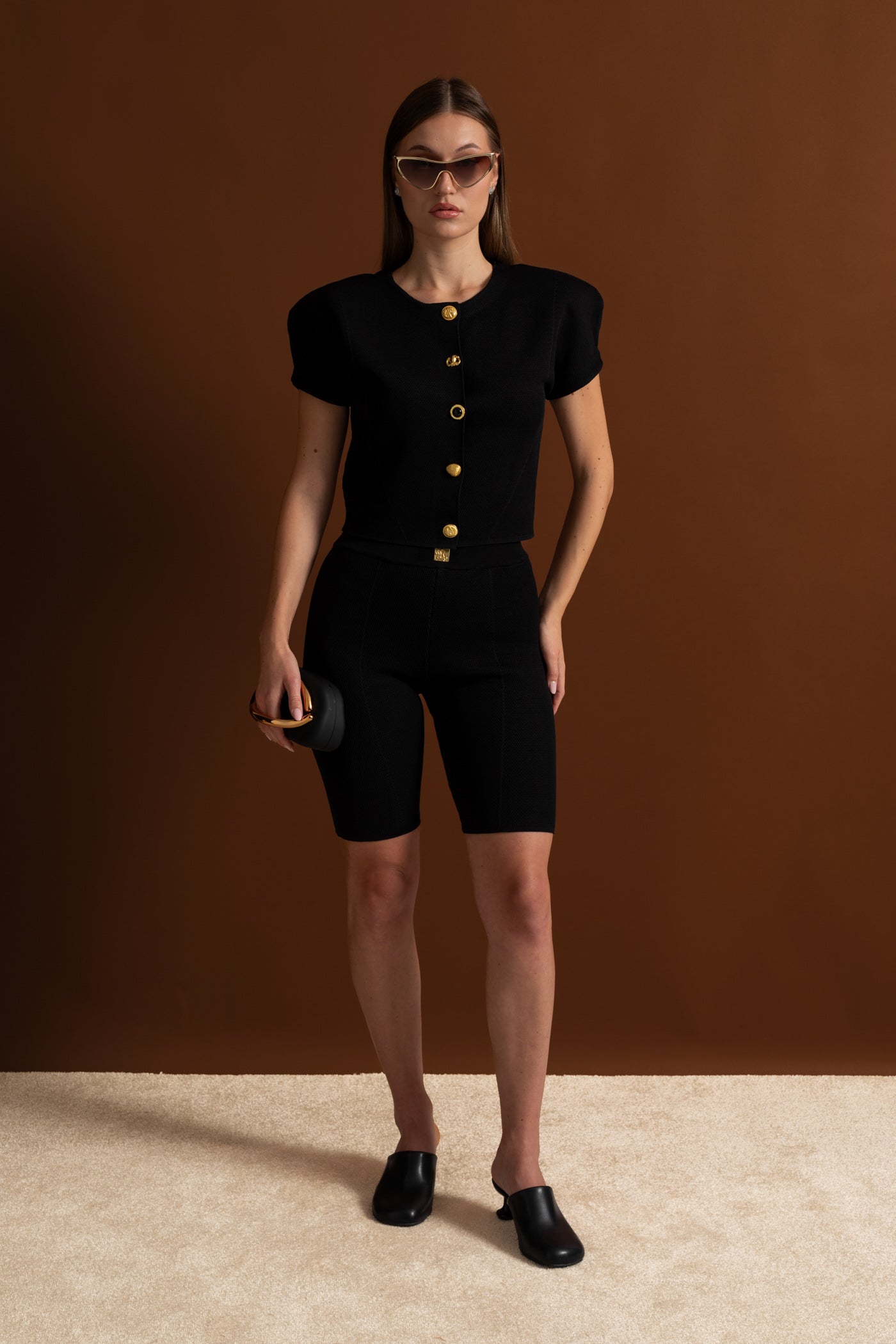 Gestricktes Co-ord-Set mit strukturierten Schultern – Schwarz