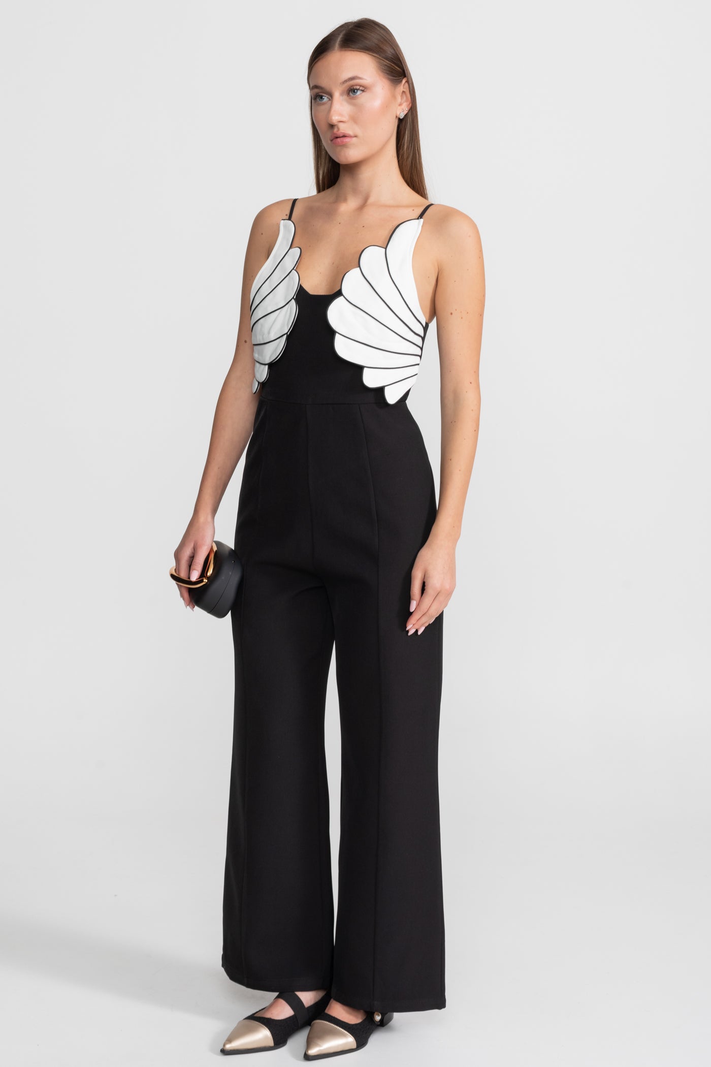 Jumpsuit mit Flügeldetail – Schwarz & Weiß