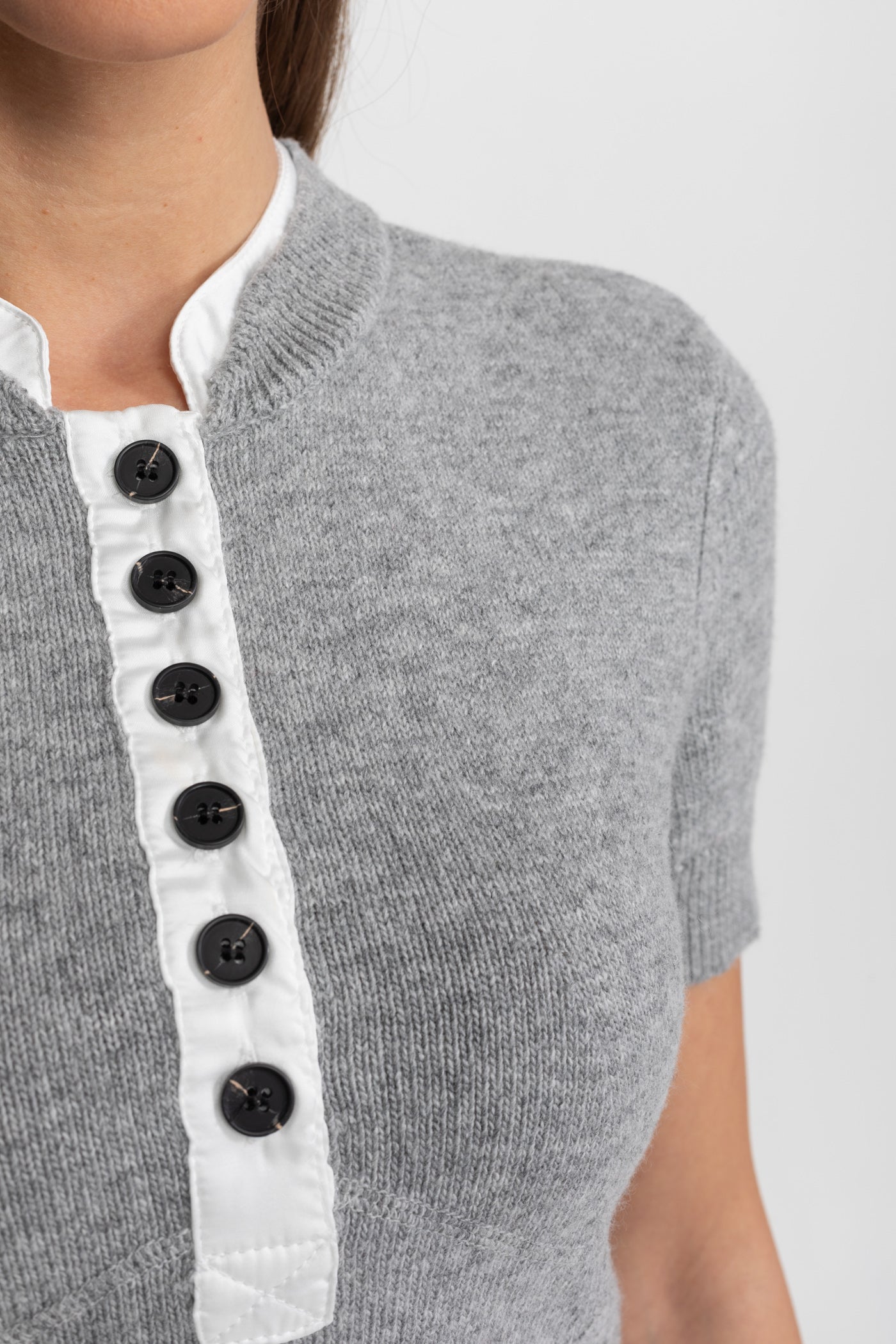 Strick-Co-Ord-Set mit kontrastierendem Hemd-Einsatz – Grau