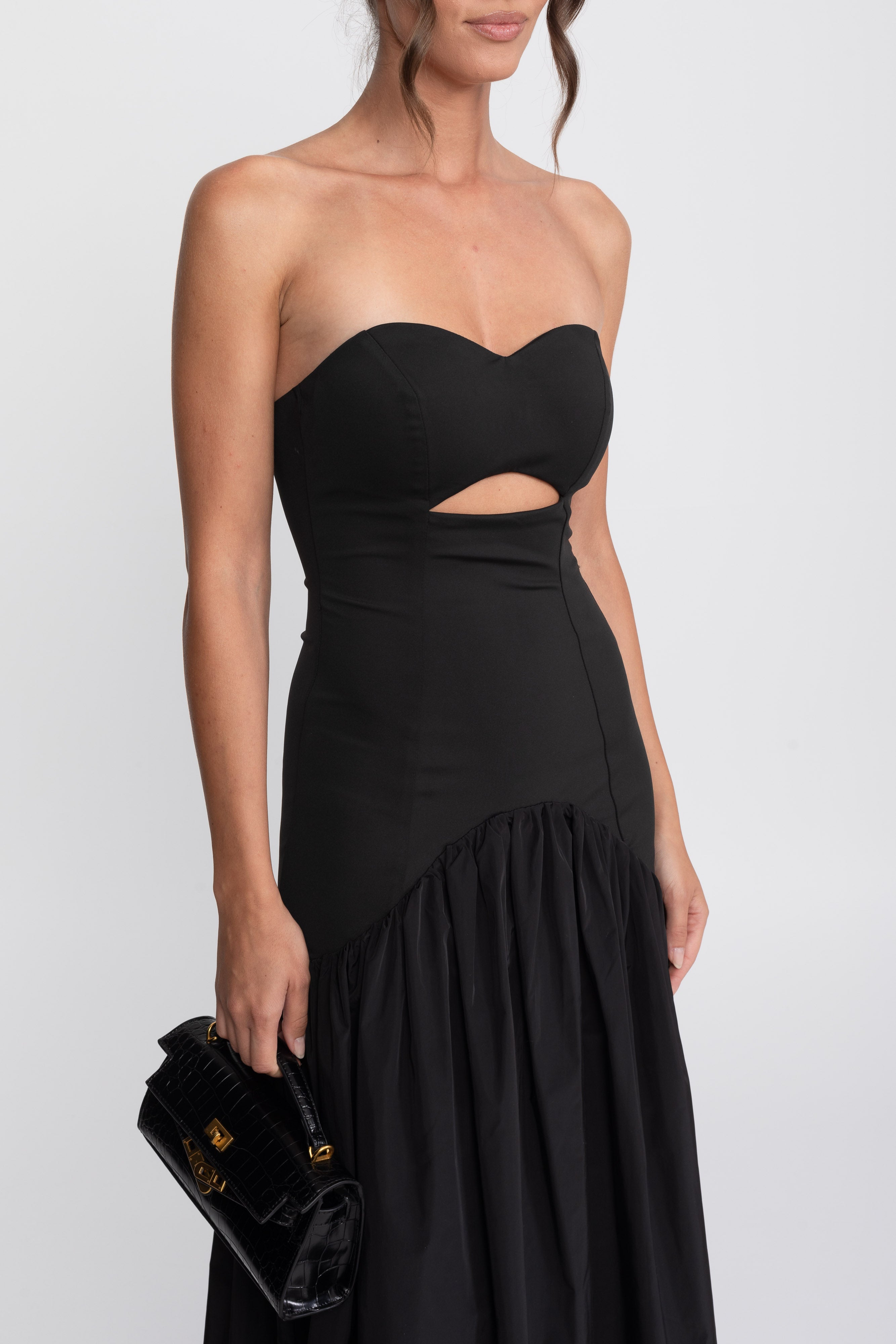 Ausschnitt-Sweetheart-Kleid mit tiefer Taille und gerafftem Rock - Schwarz