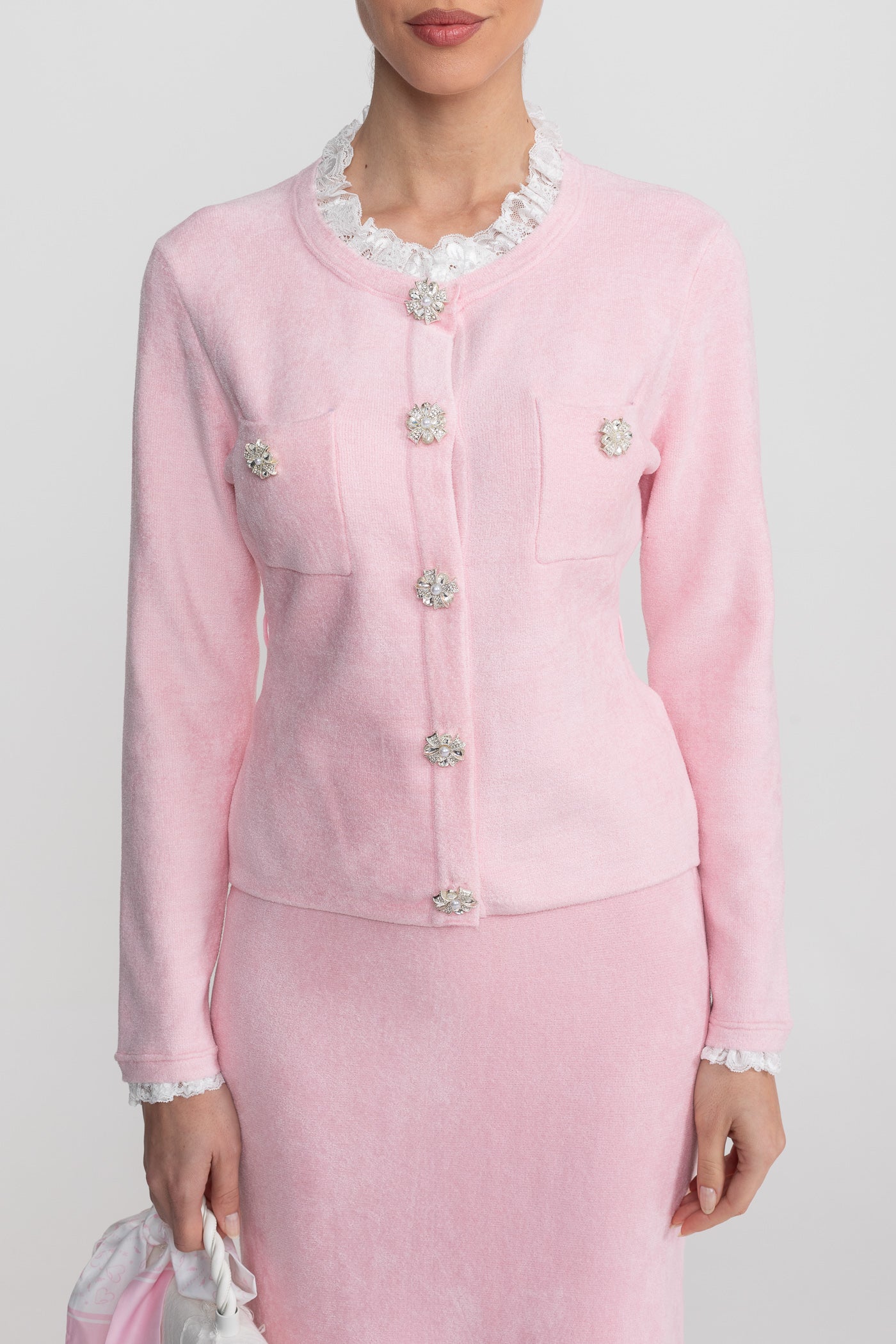 Langärmliges Co-Ord mit tailliertem Strickoberteil und Kristallknopf-Detail - Blush Pink