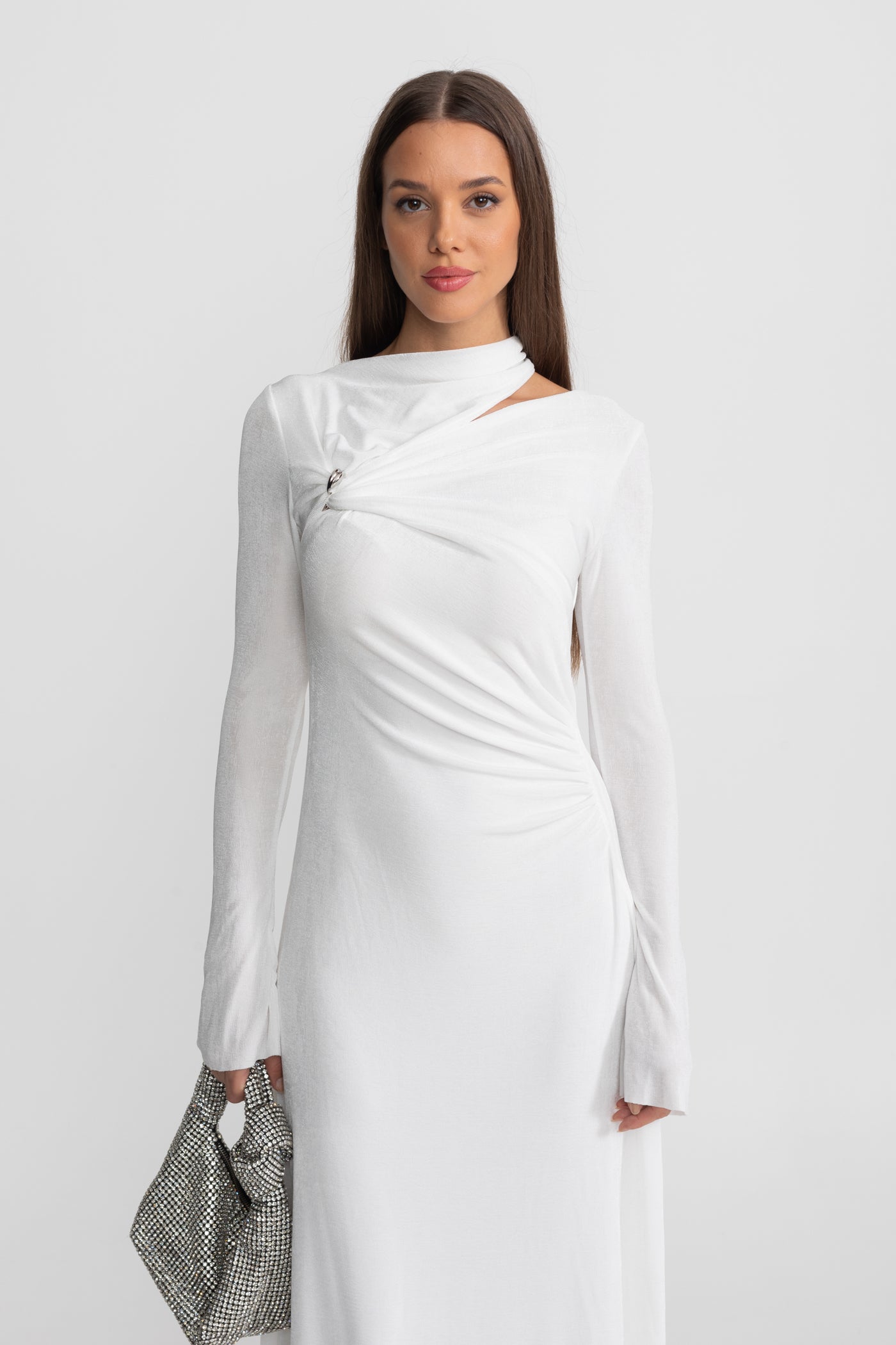 Drapiertes Maxikleid mit Cut-Out und elegantem Detail – Weiß