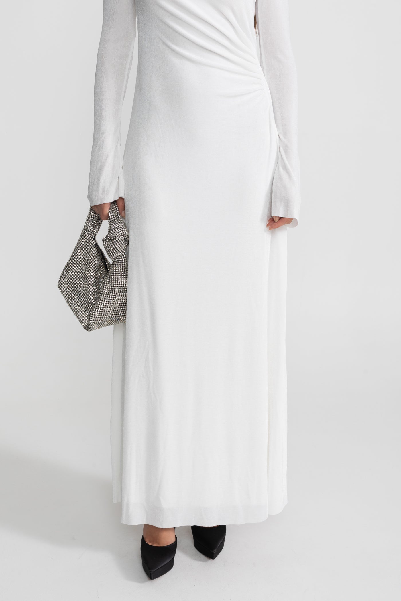 Drapiertes Maxikleid mit Cut-Out und elegantem Detail – Weiß