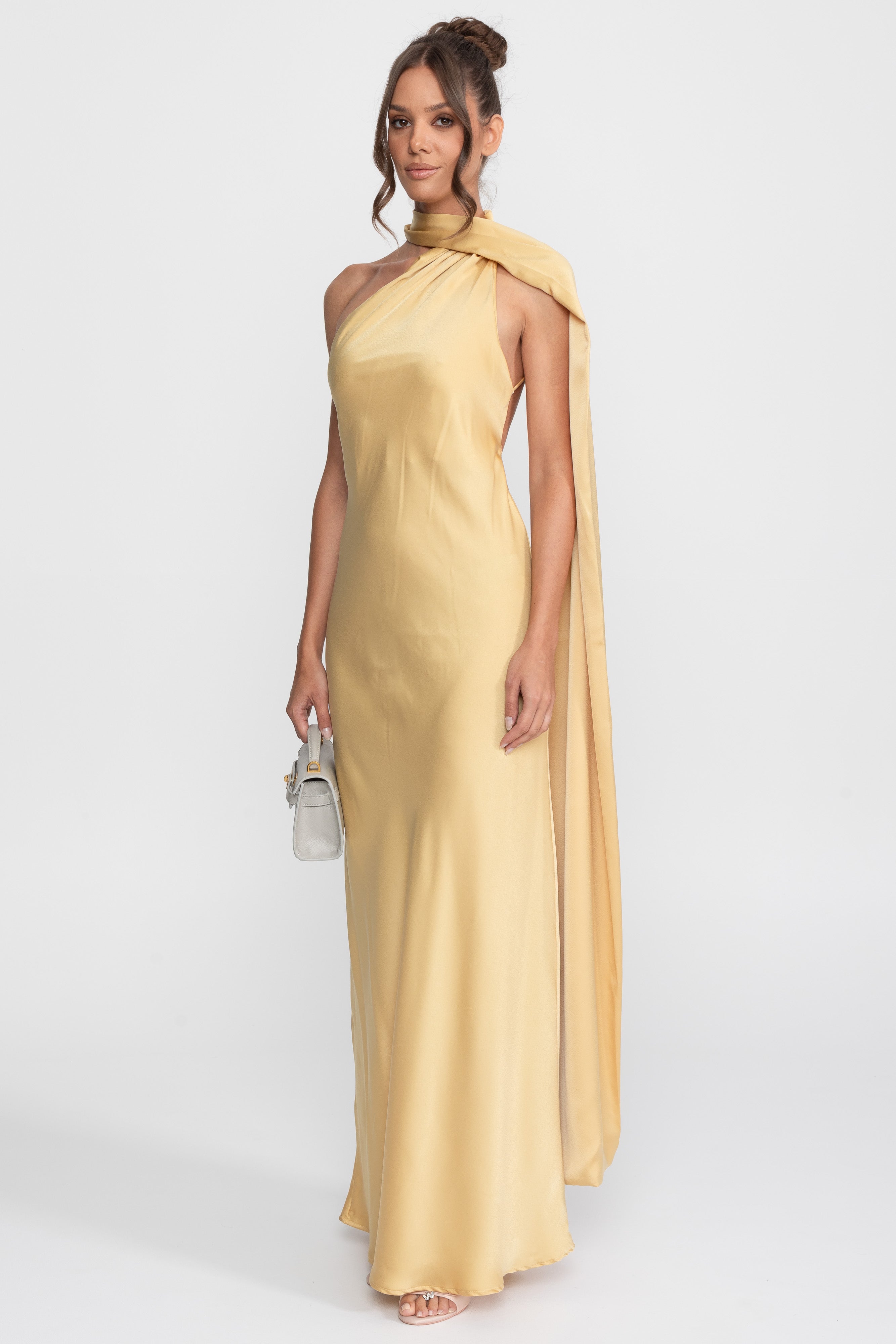 Twist-Halfter-Satin-Slip-Kleid mit asymmetrischem Ausschnitt - Gelb
