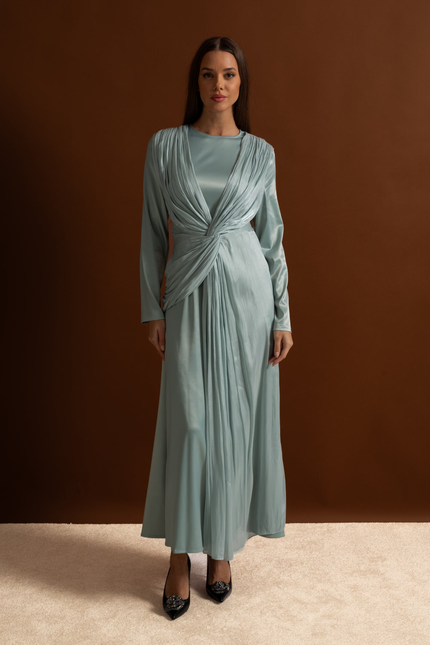 Satin-Midikleid mit drapiertem Überwurf und Knotendetail - Teal