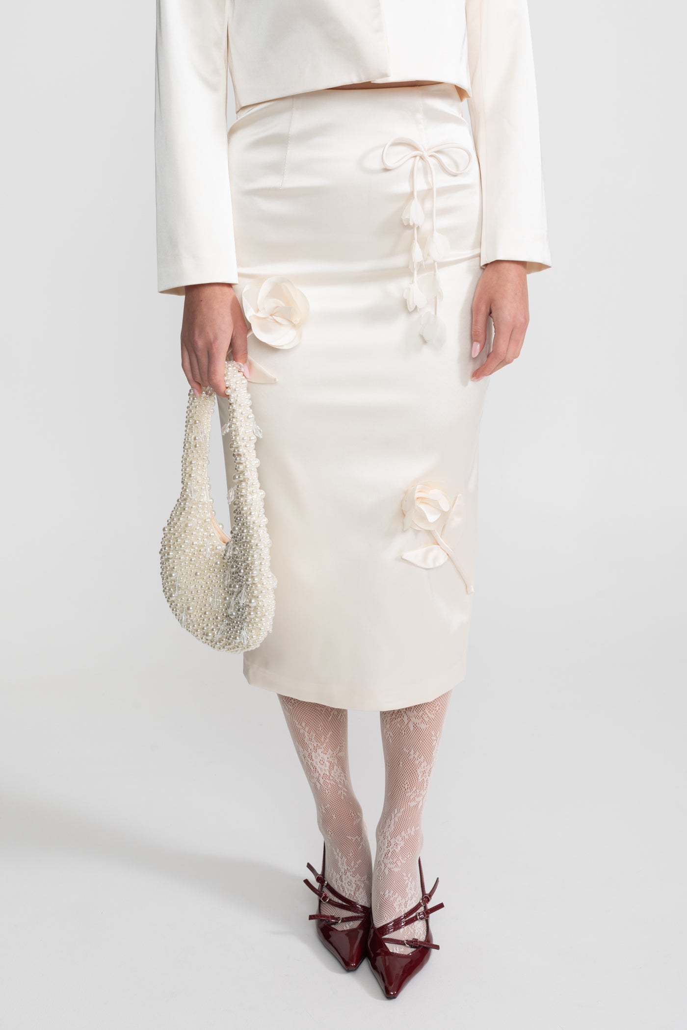 Taffeta-Bleistiftrock mit Schleife und floralen Details – Ivoire