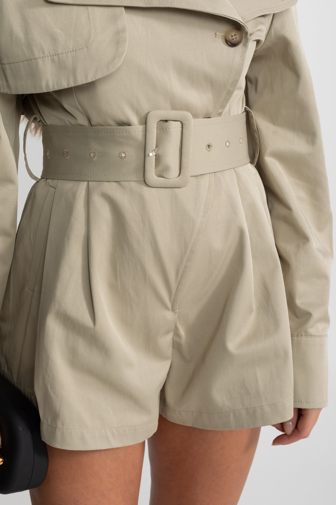 Gürtelter Trench-Jumpsuit - Beige