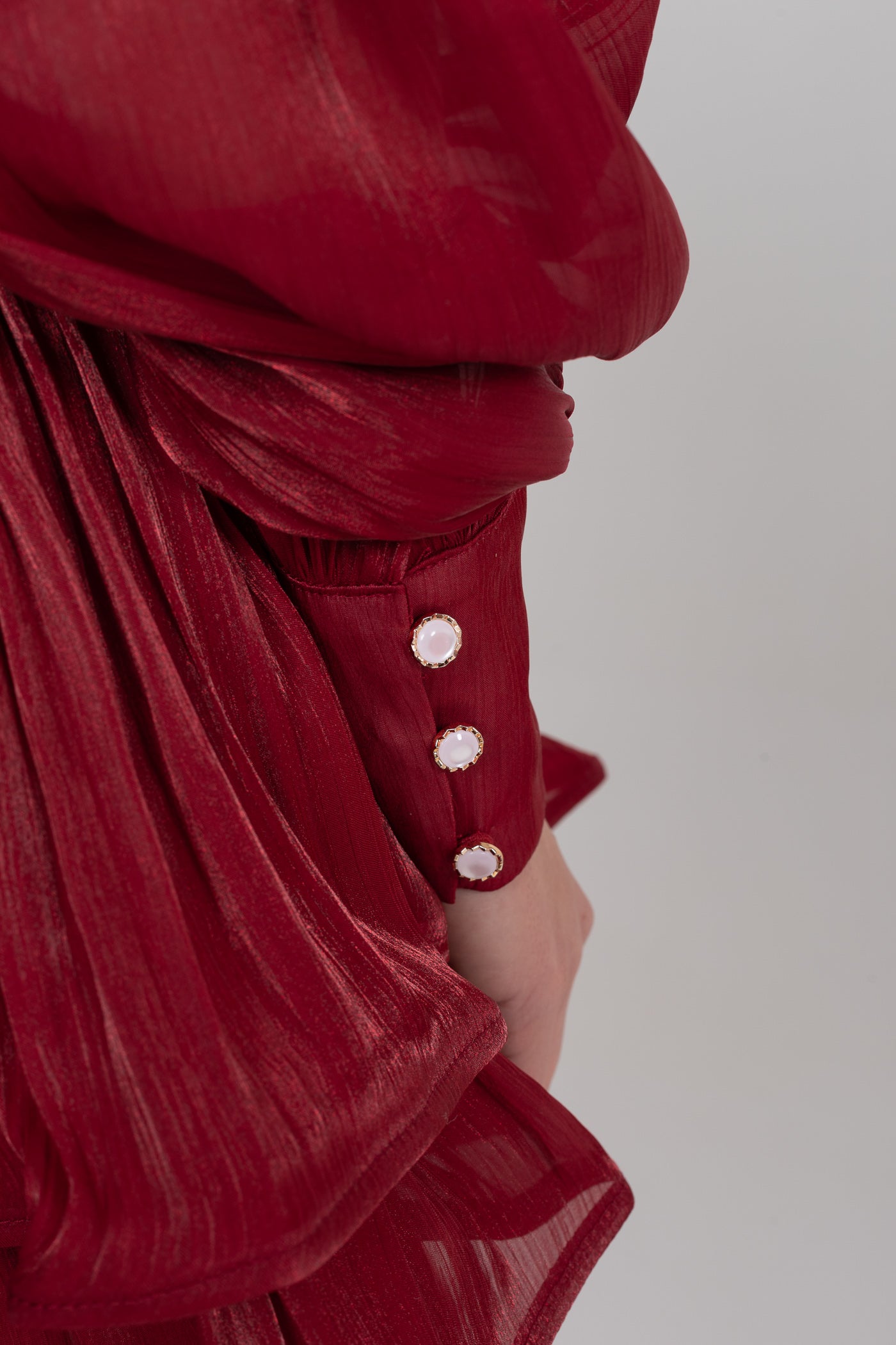 Langes, drapiertes Minikleid mit Stufenvolants am Rock – Rot