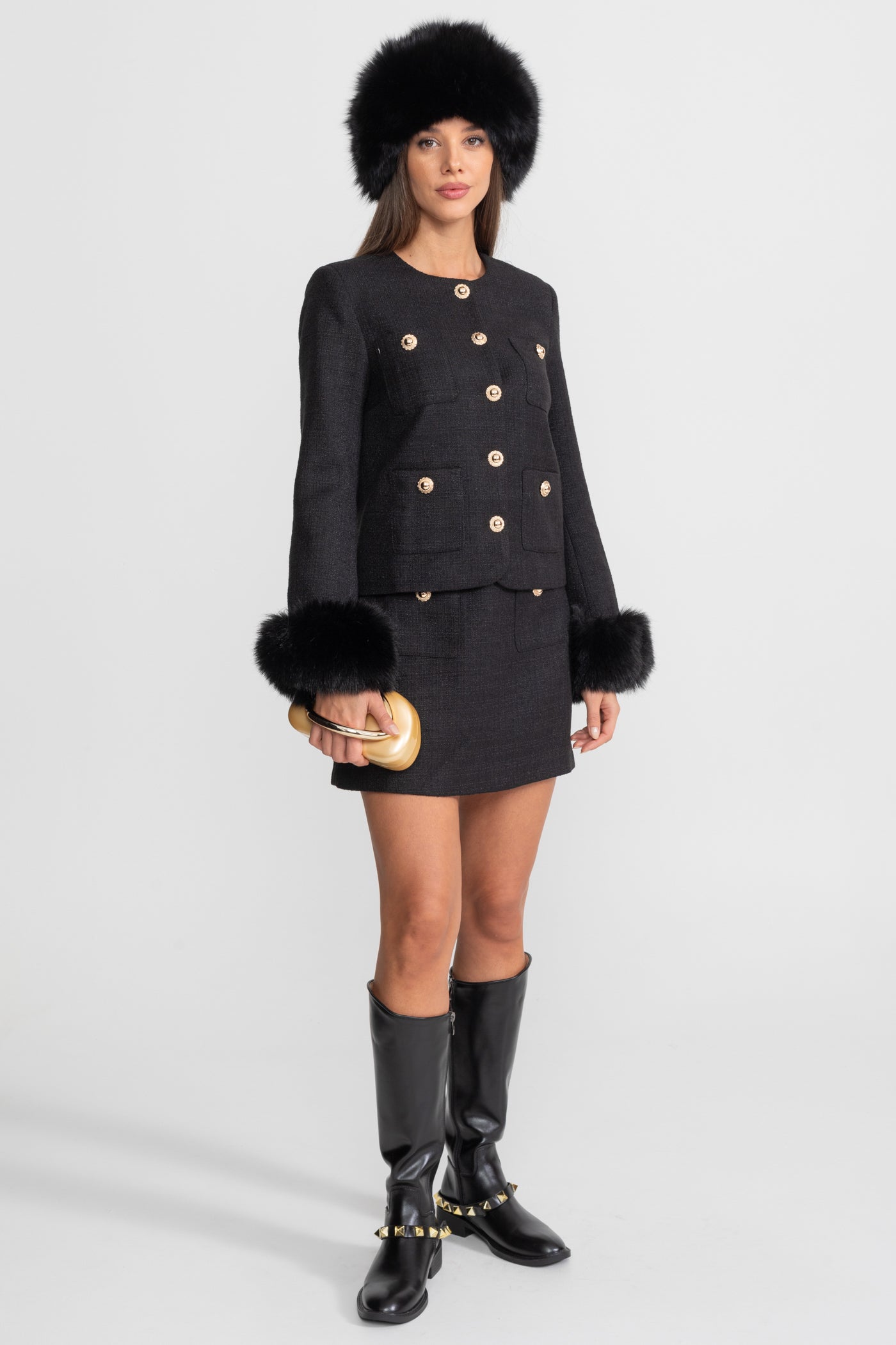 Tweed-Blazer mit Kunstpelzmanschetten und goldenen Knöpfen – Schwarz