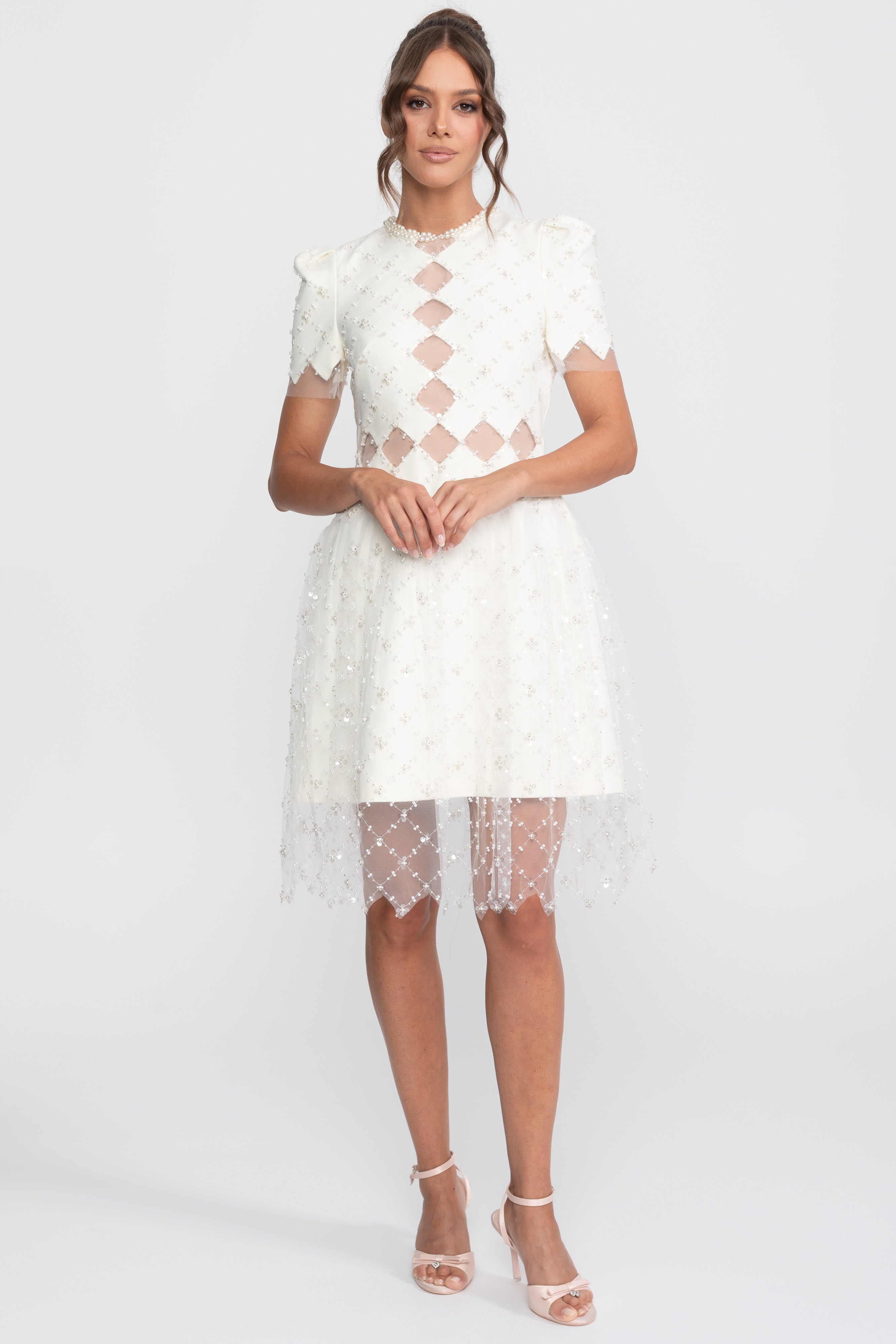 Diamond Cut-Out Beaded Dress mit Perlenbesatz - Weiß
