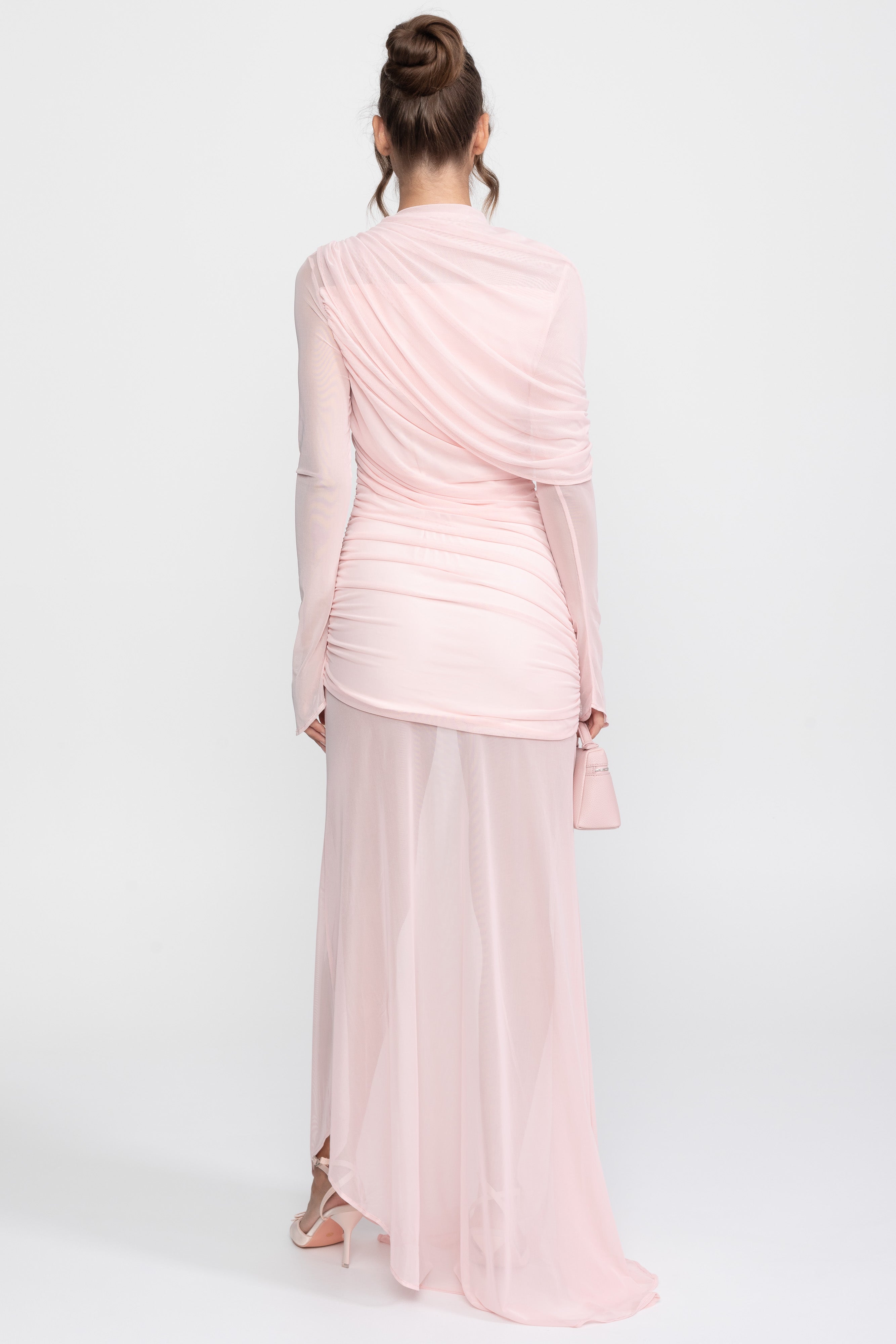 Maxikleid mit drapierten Schultern und transparentem Rock – Pink
