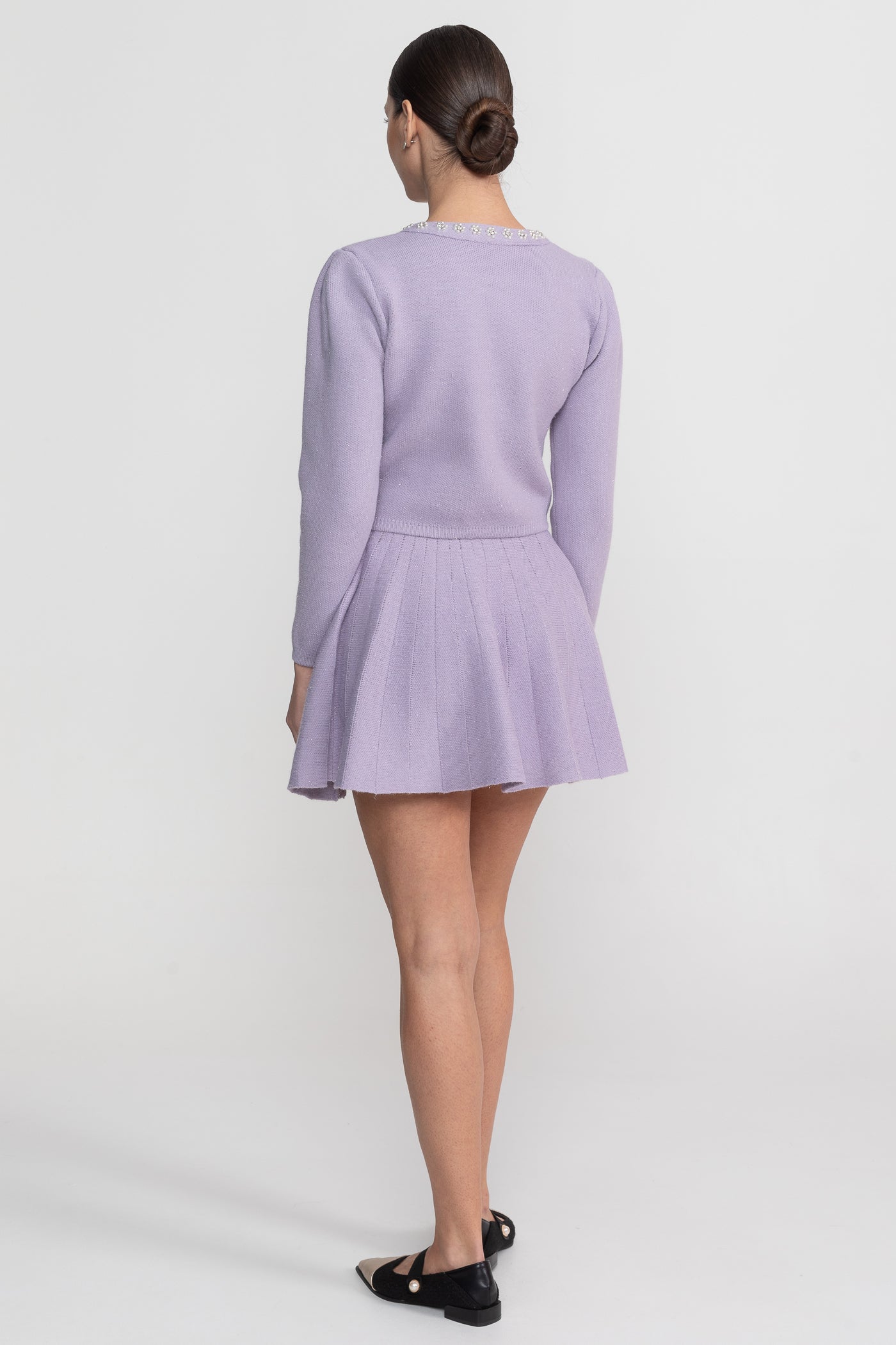Strick-Co-Ord-Set mit langärmeligem Cardigan und passendem Minirock – Flieder