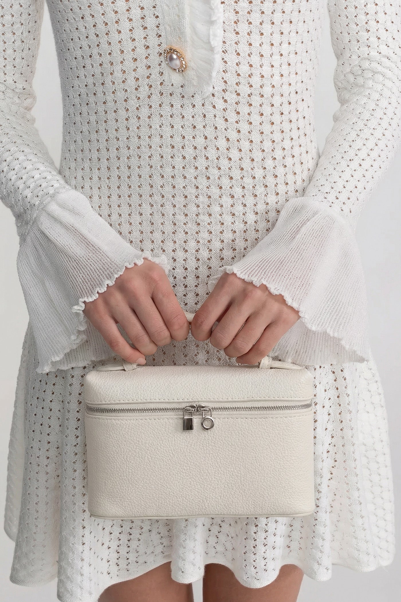 Strukturierte Vanity Bag mit Tragegriff oben - Weiß