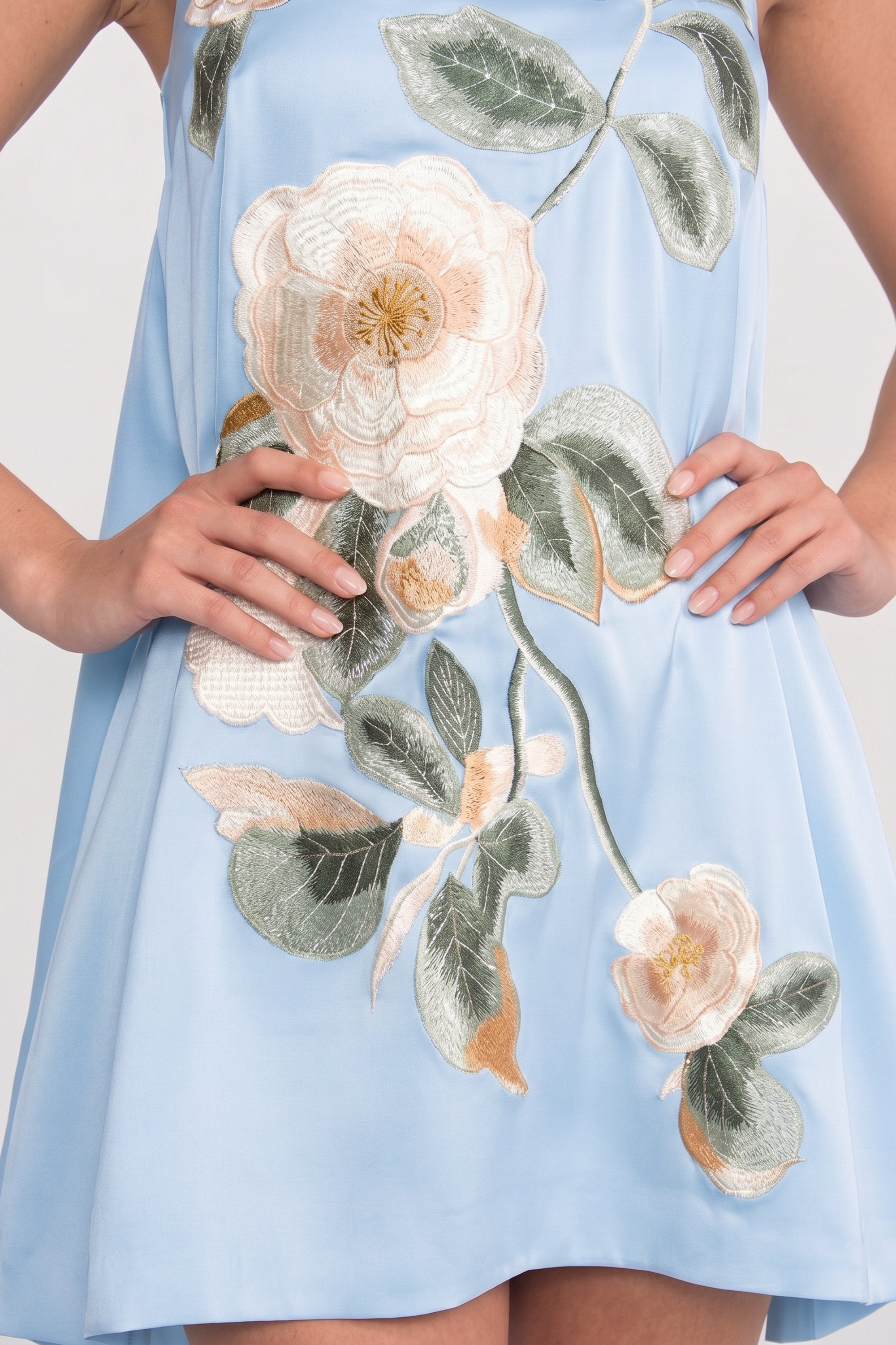 Minikleid mit Spaghettiträgern, 3D-Blumenapplikation und A-Linien-Rock - Blau