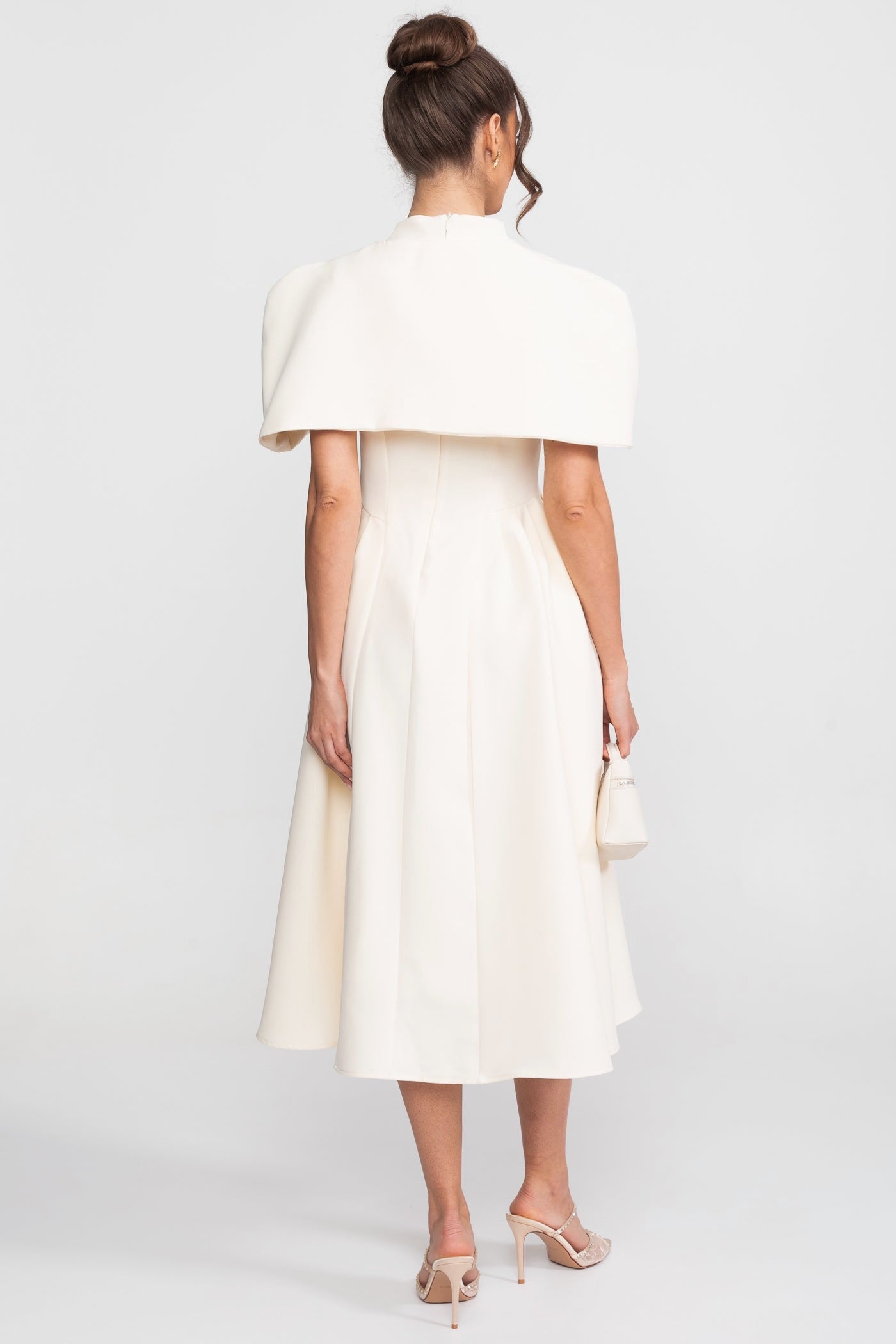 A-Linien-Midikleid mit strukturierten Cape-Schultern - Creme 