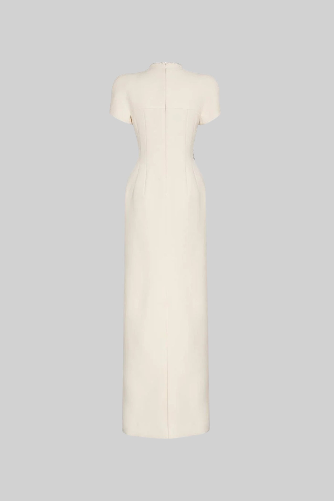 Midi-Kleid mit kurzen Ärmeln, hohem Schlitz am Ausschnitt und funkelnden Verzierungen - Ivoire 