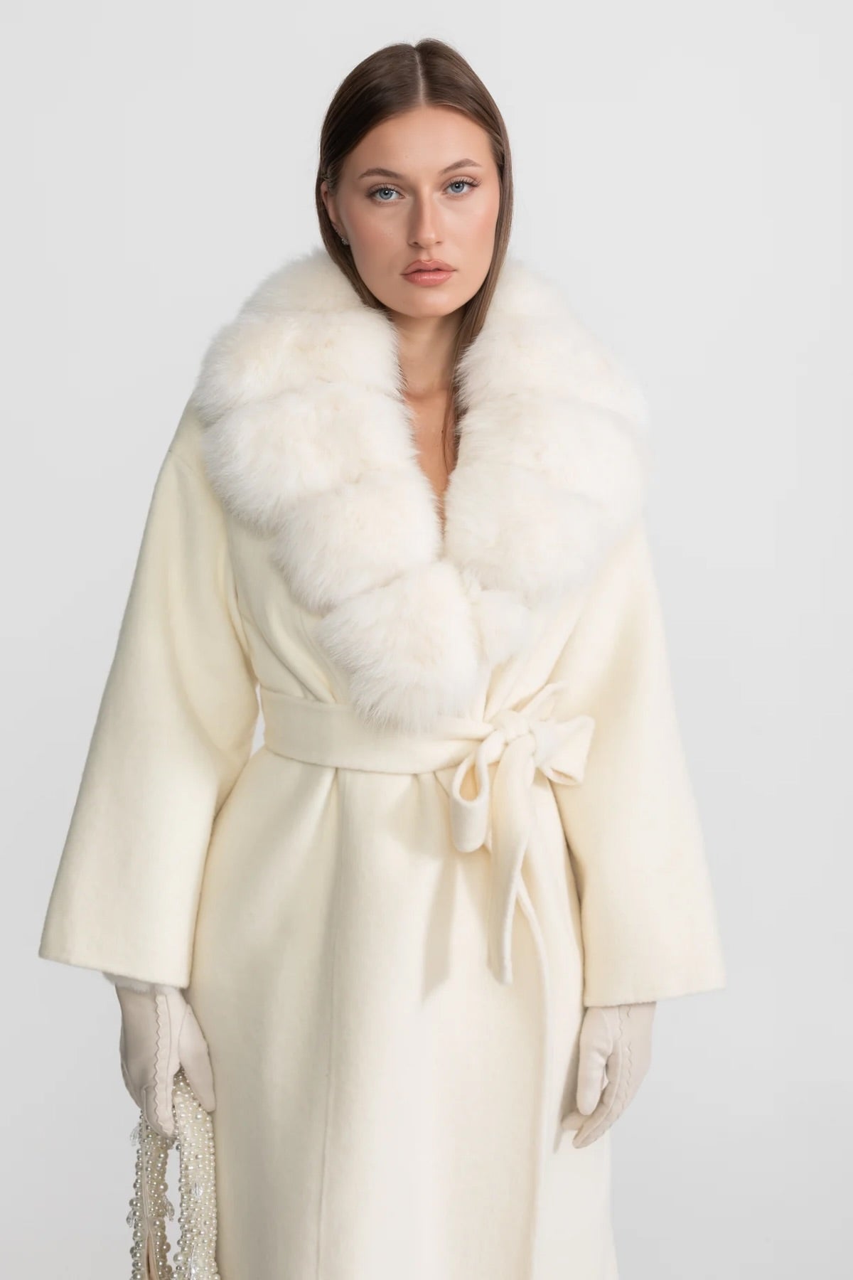 Wool Wrap Coat with Fox Fur Collar And Tie Belt – Ivoire