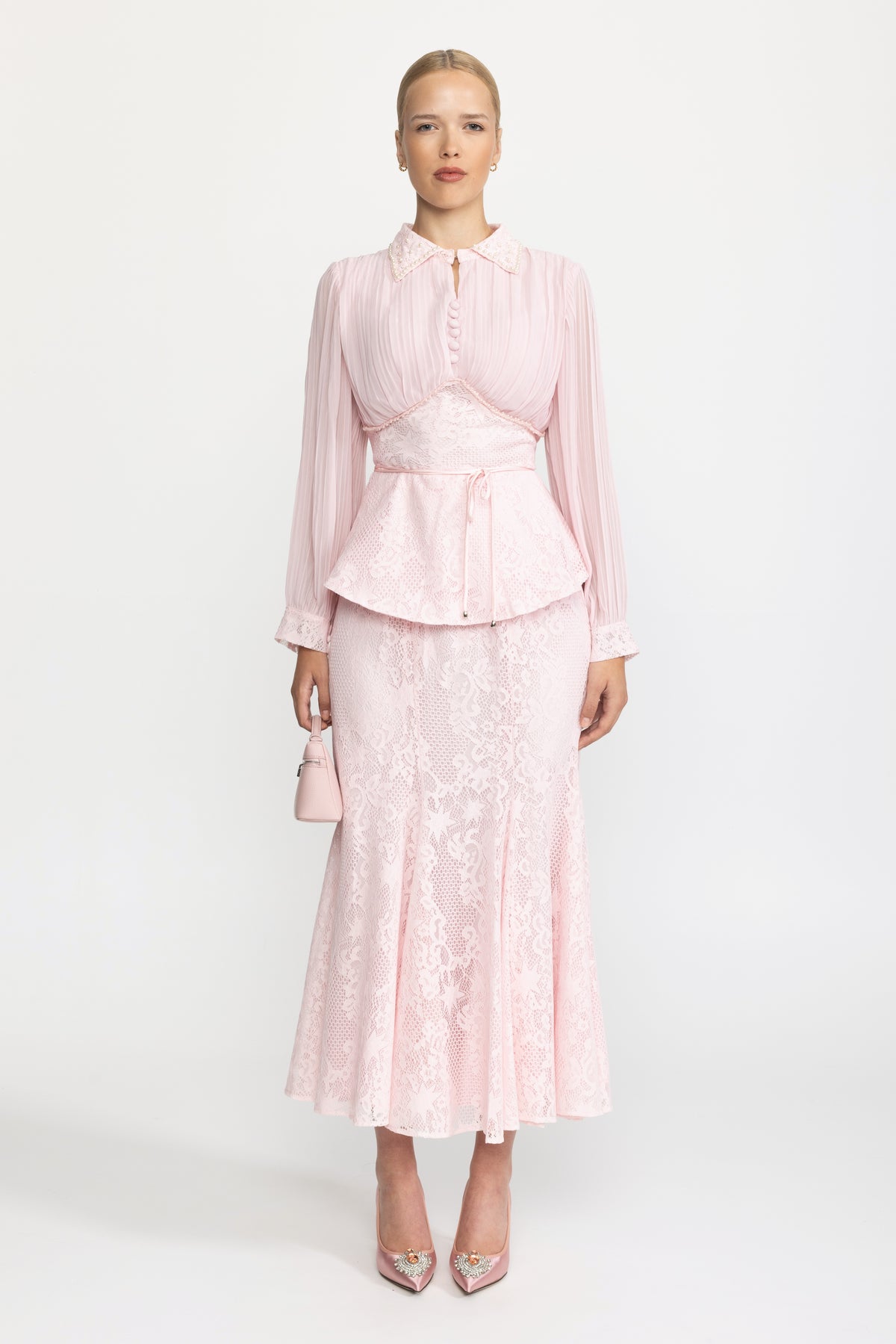 Plissierte Chiffonbluse und Meerjungfrauenrock aus Spitze im Co-ord-Set - Pink 